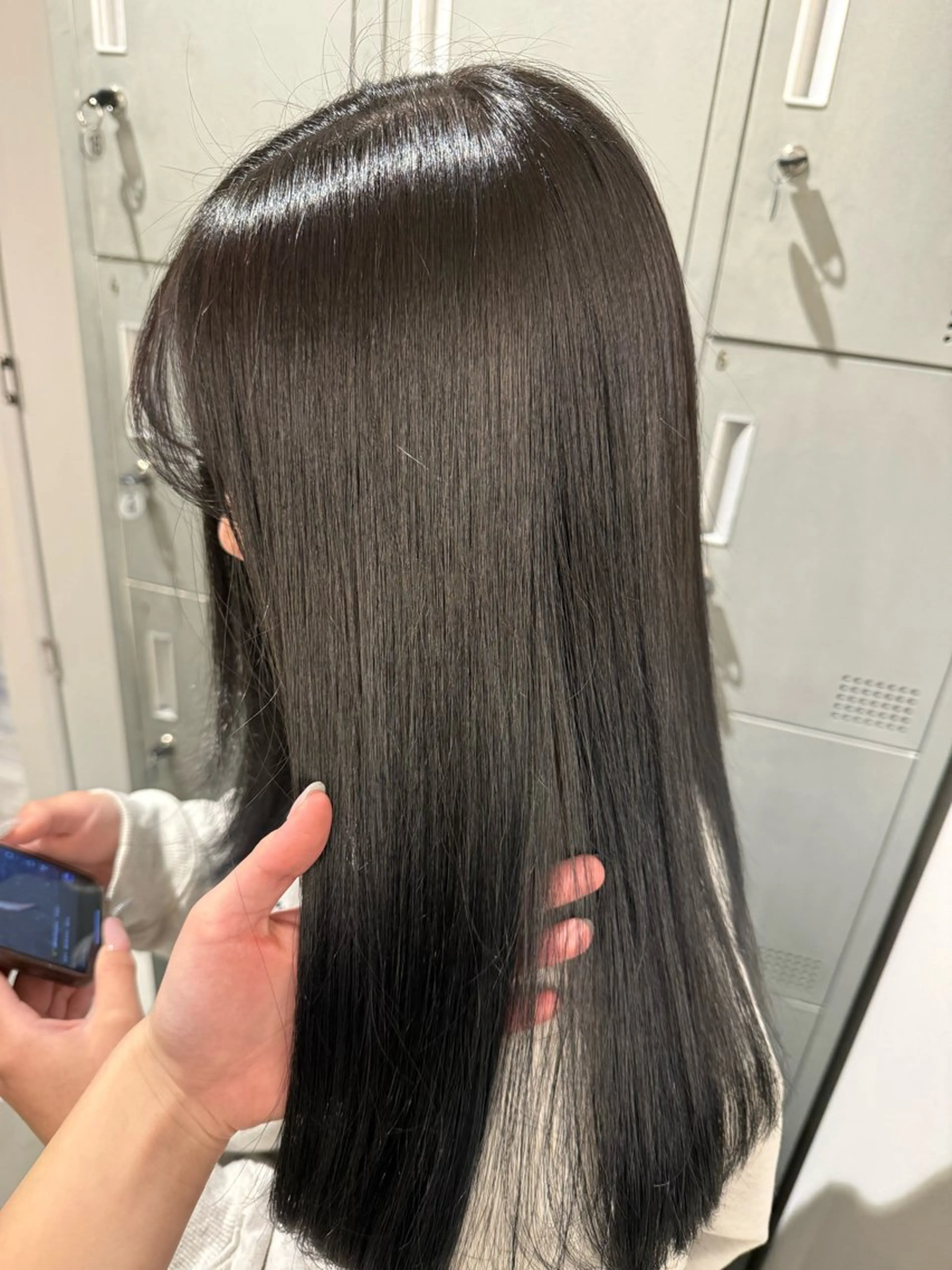 セミロング カラー 透明感カラー オリーブカラー カット ヘアカラー lolonois /ゆるりのヘアスタイル