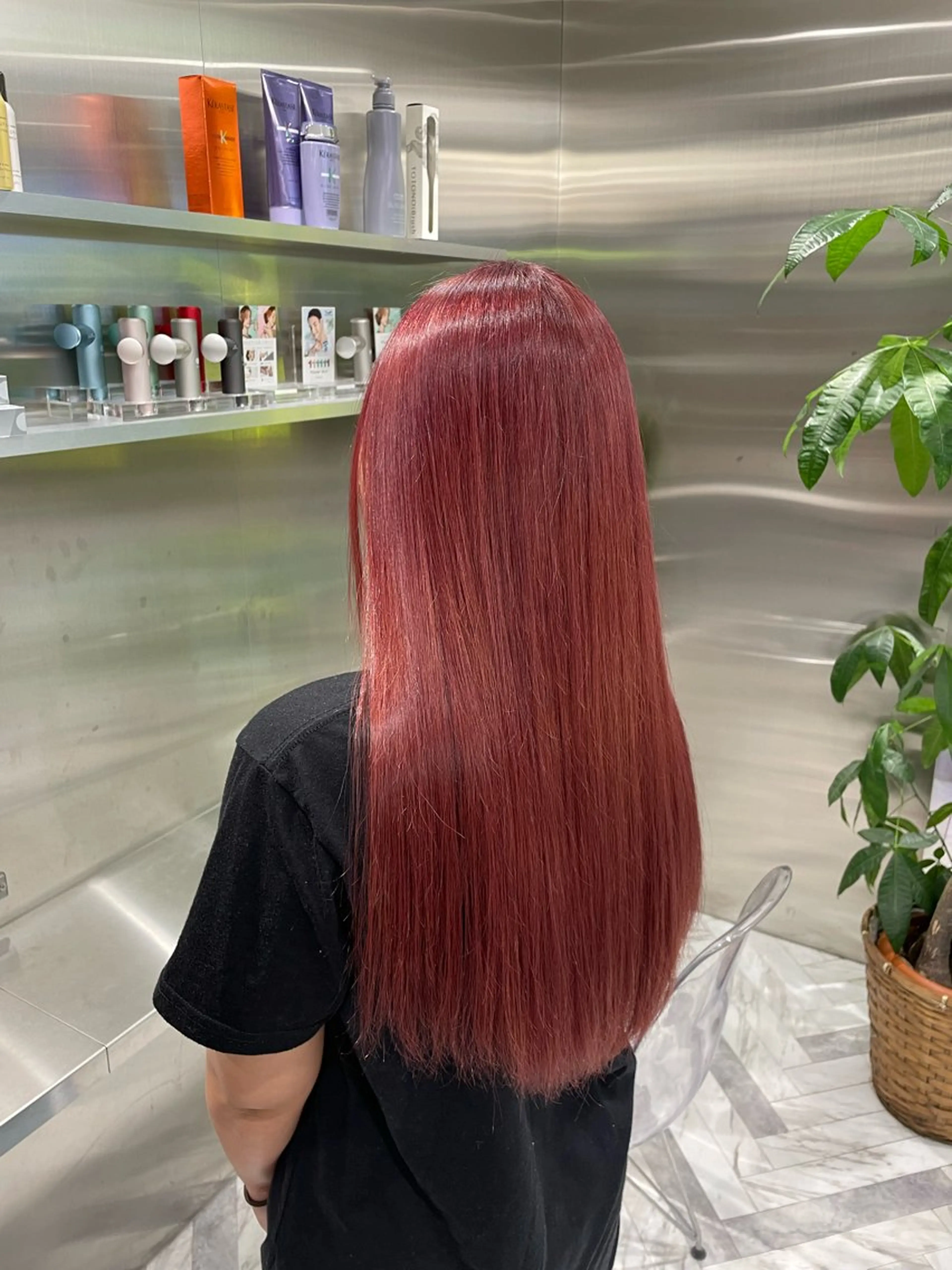 ロング カラー ブリーチ ピンクカラー レッドカラー 🧁はるひ/ ZEST Ivy🎀のヘアスタイル