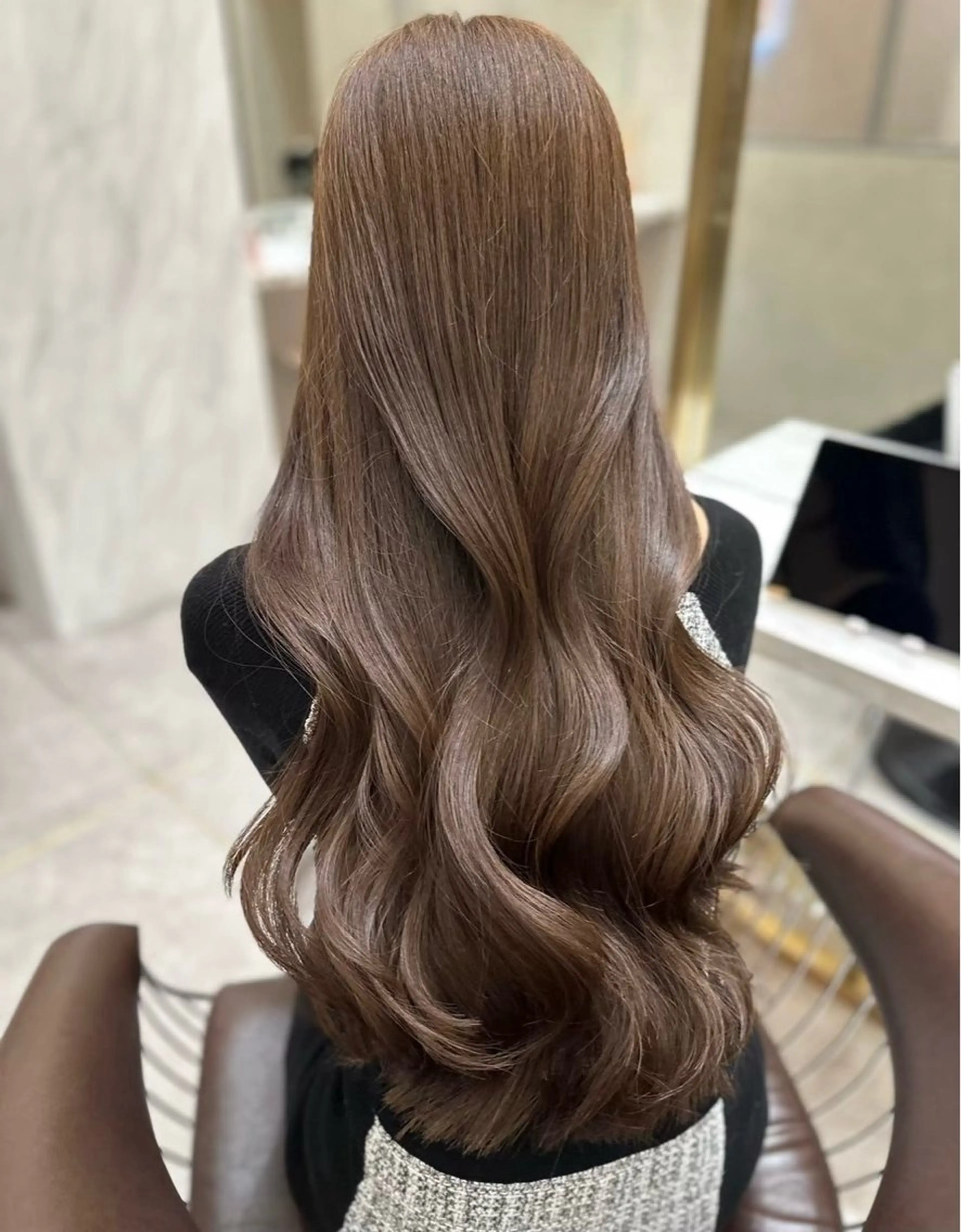 ロング 髪質改善 🎀透明感ブラウ ンshizuka🎀のヘアスタイル