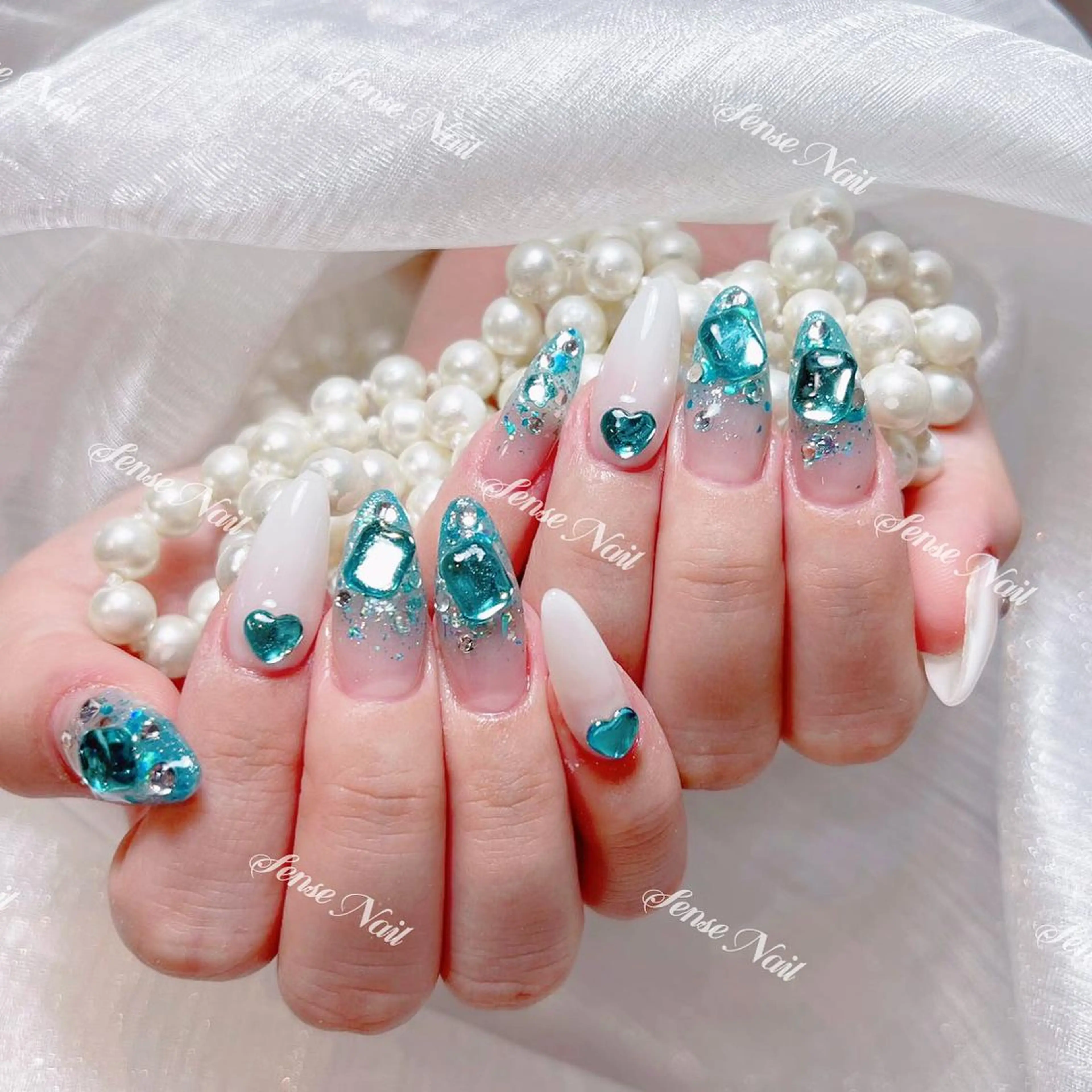 ネイル ハンドネイル ハンドケア 🎀Sense Nail渋谷店🎀のネイルデザイン