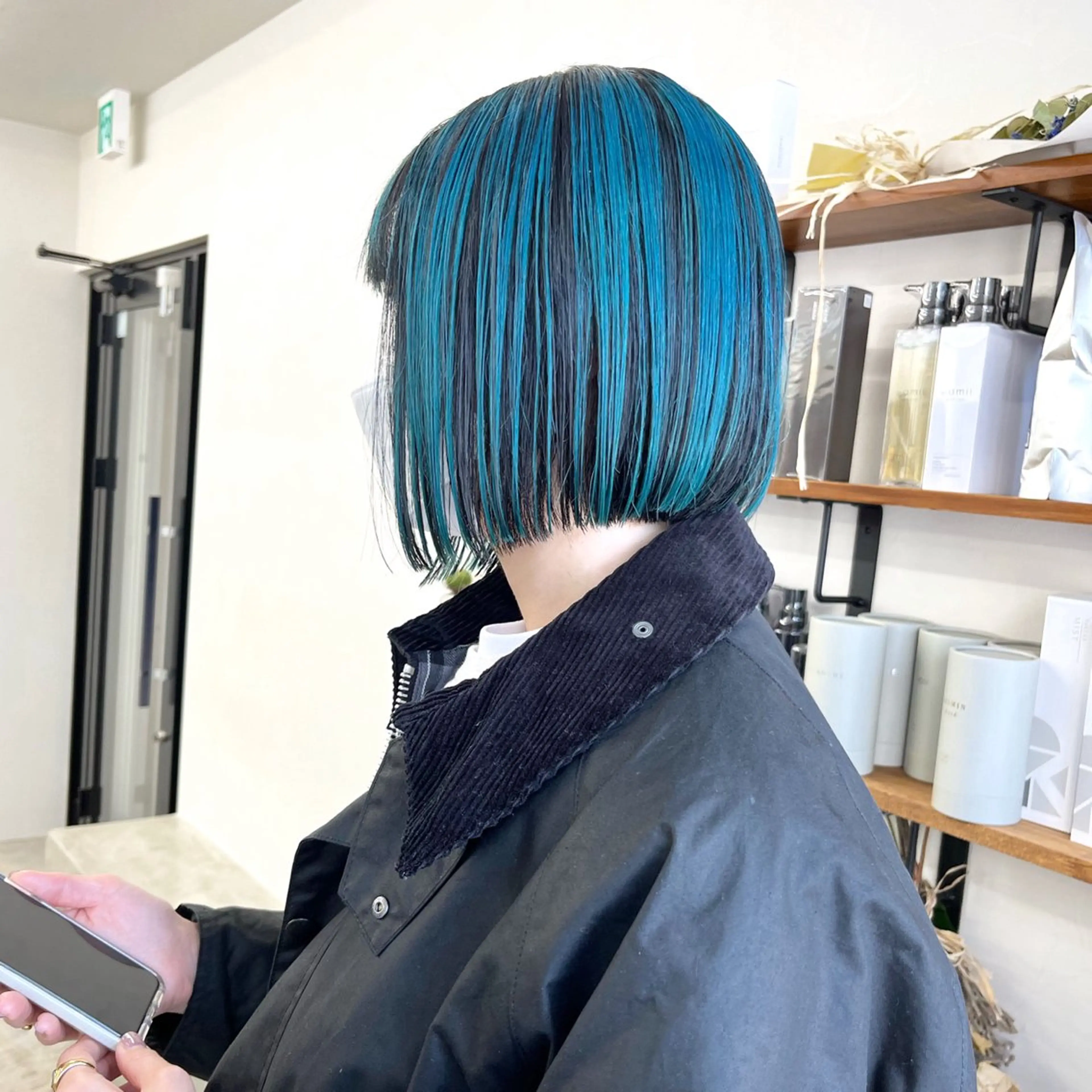 ショート カラー ブリーチ デザインカラー ブリーチなしカラー ボブ レイヤーカット カット ヘアカラー トリートメント 初めてのショート お任せください✂️のヘアスタイル