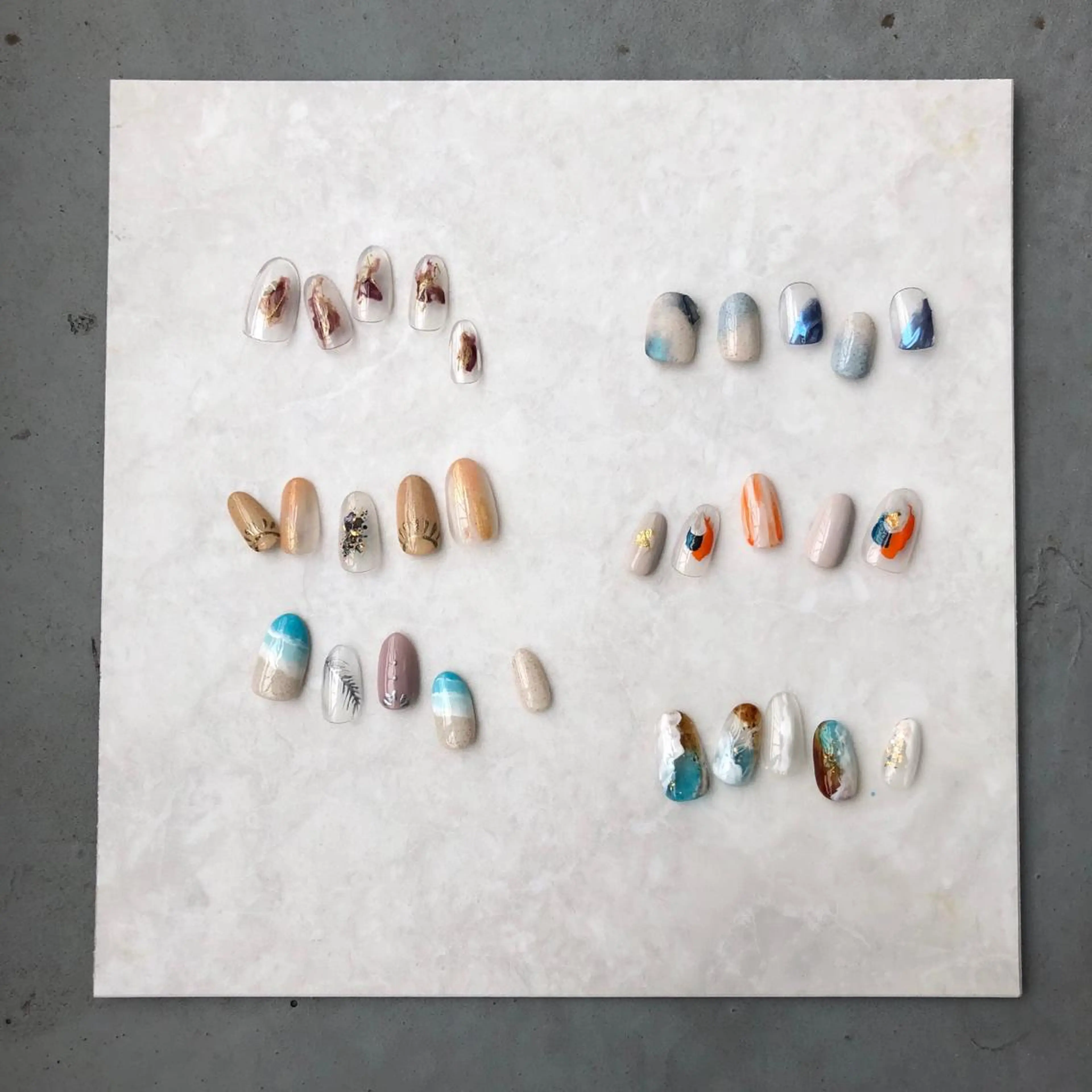 ネイル ニュアンスネイル エレン 南越谷のネイルデザイン