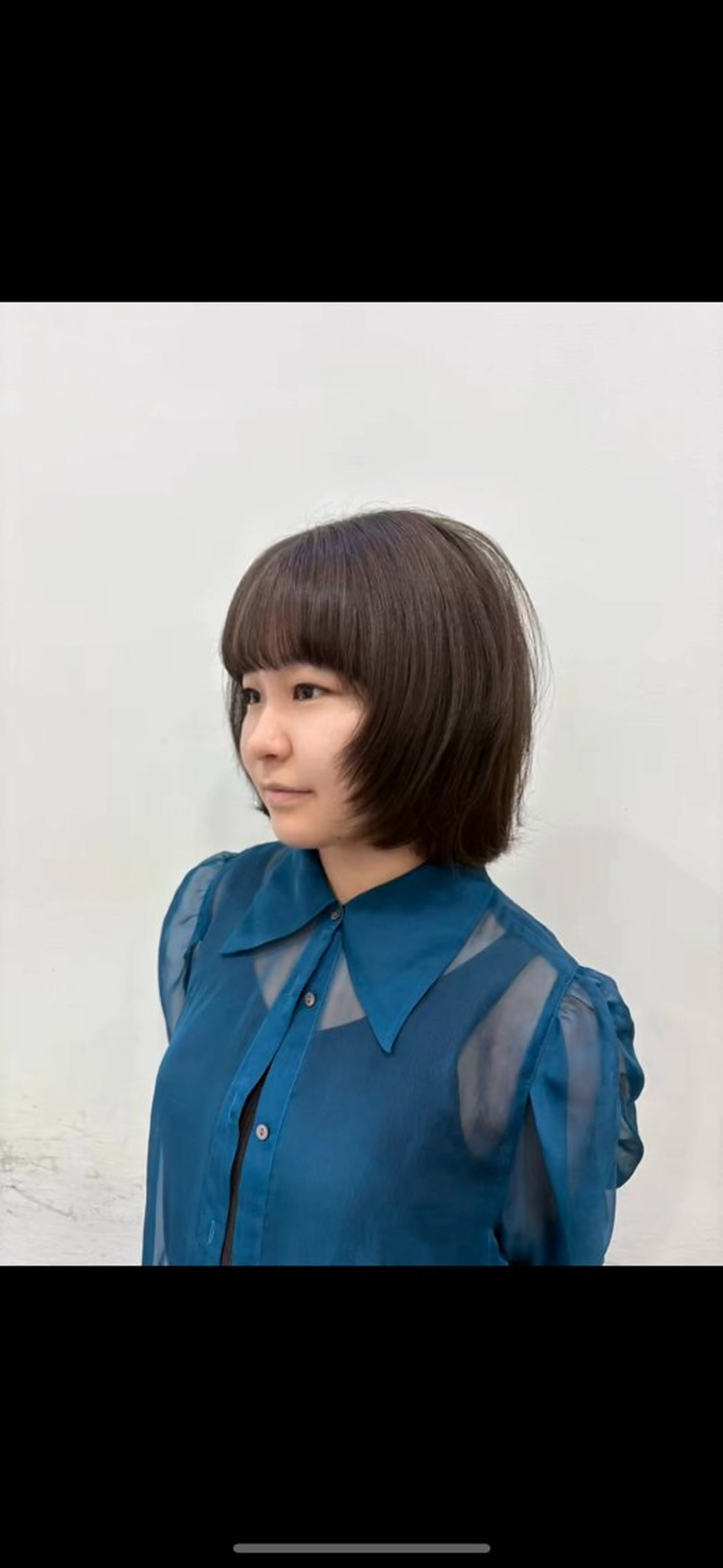 ショート カラー ヘアカラー フェザーパーマ🪶 シャドウ/ジュンエイのヘアスタイル