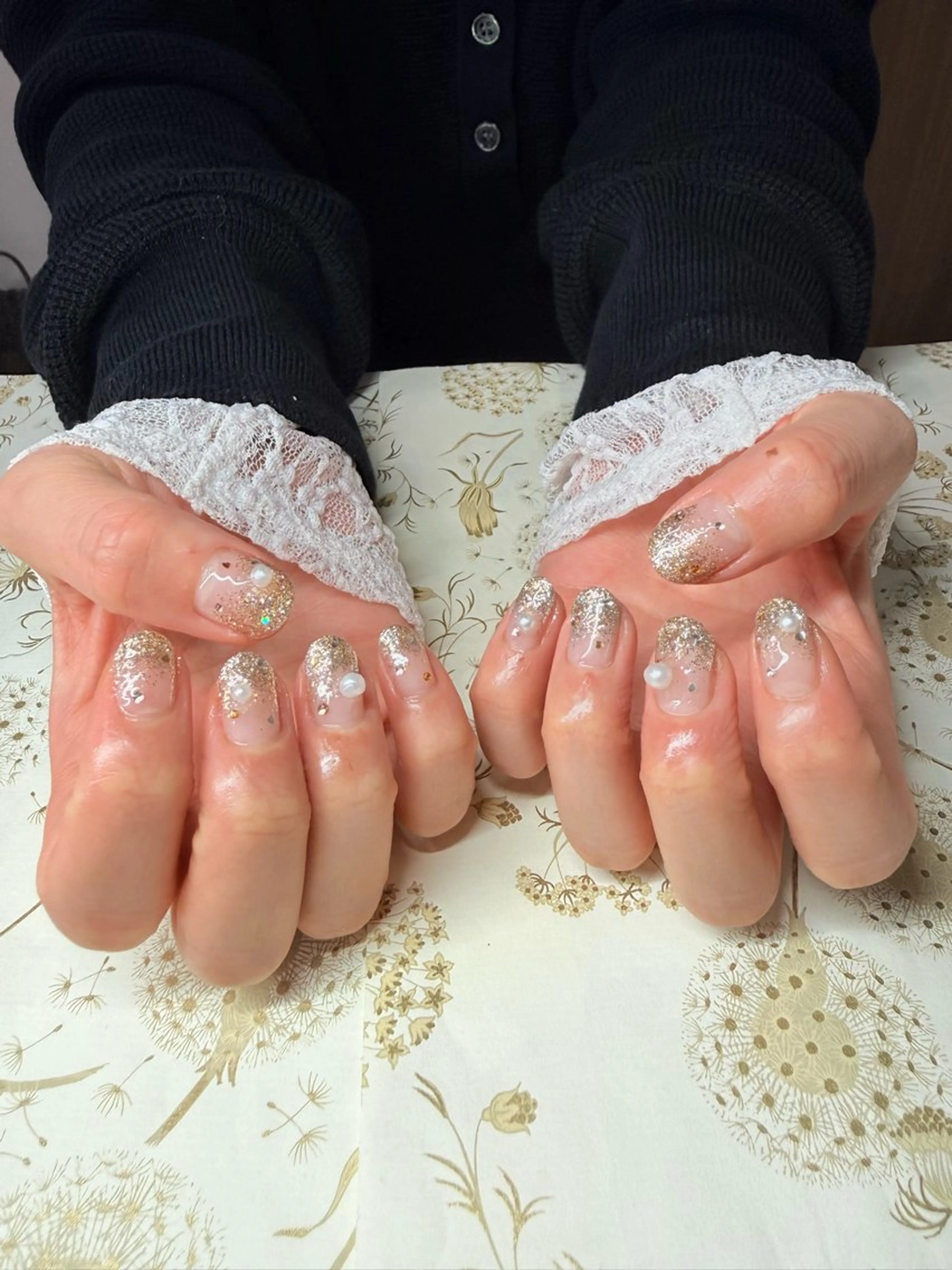 ネイル グラデーション キラキラネイル ラメ(グリッター) ラメグラデーション 春ネイル ハンドネイル miel nailのネイルデザイン