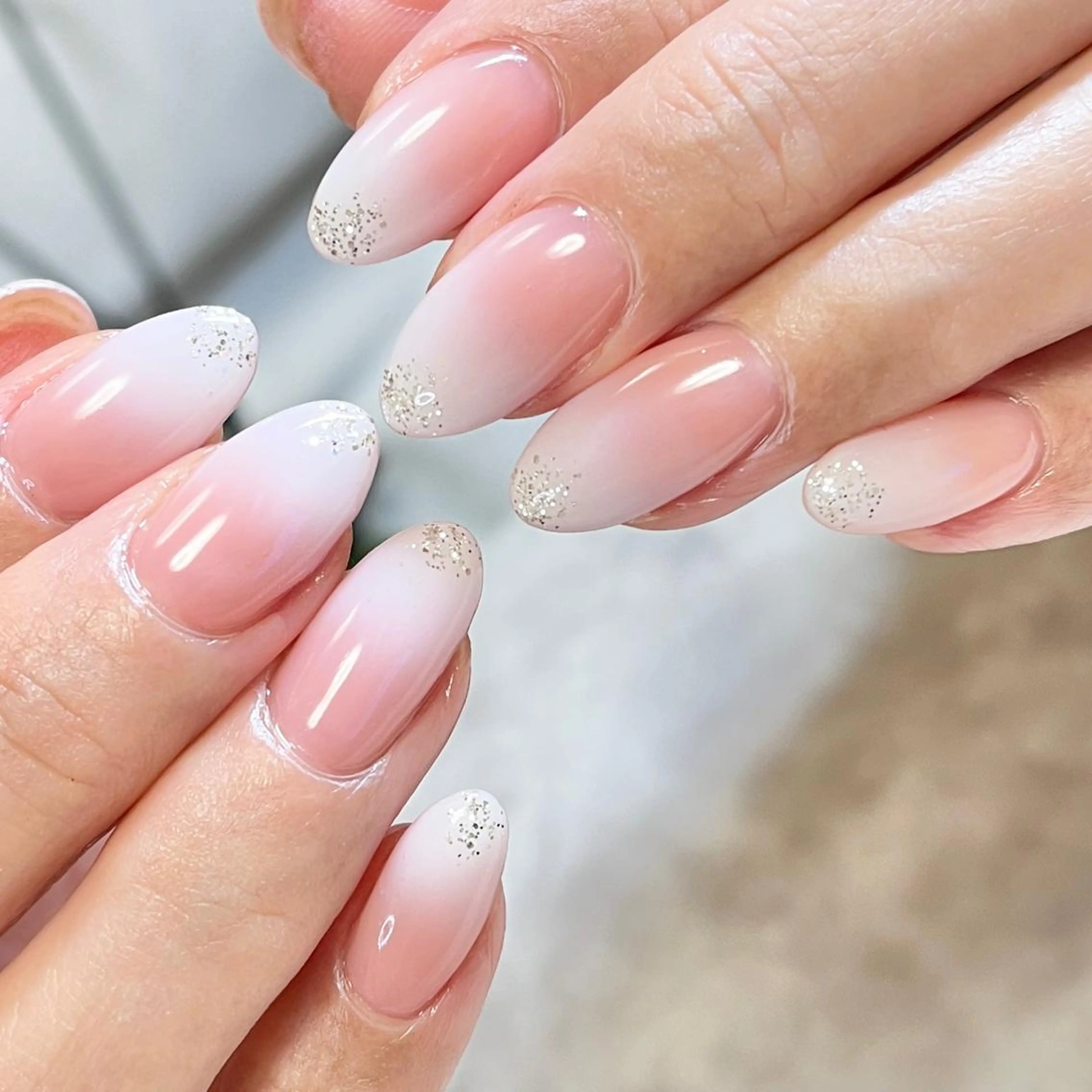 ネイル ジェルネイル グラデーション ラメ(グリッター) ハンドネイル Nail Rinonのネイルデザイン