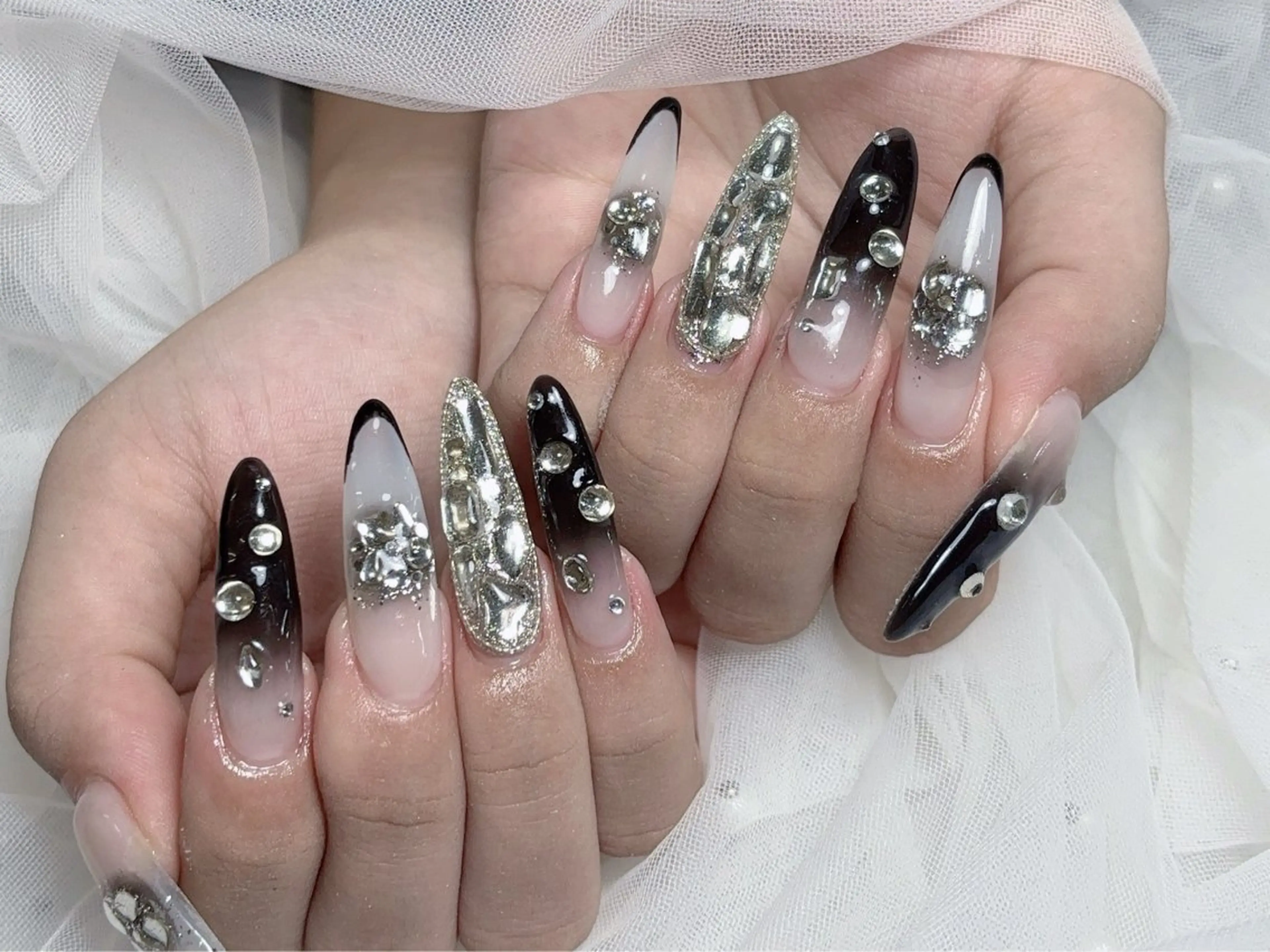 ネイル エツメ💅 長さだし🎀デザインのネイルデザイン