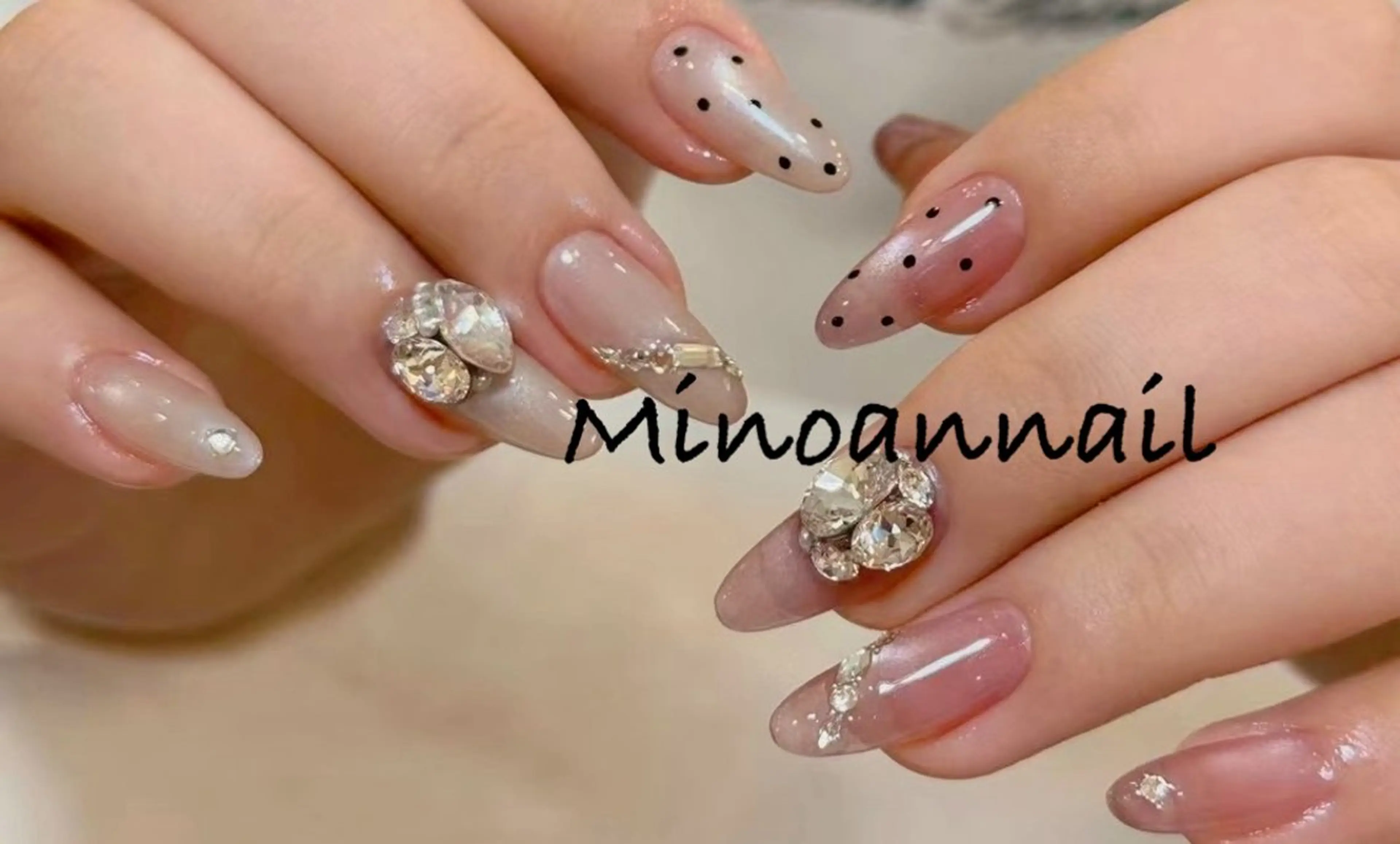 ネイル 持ち込み 美ノ庵ネイルサロン メトロポリタン前店のネイルデザイン