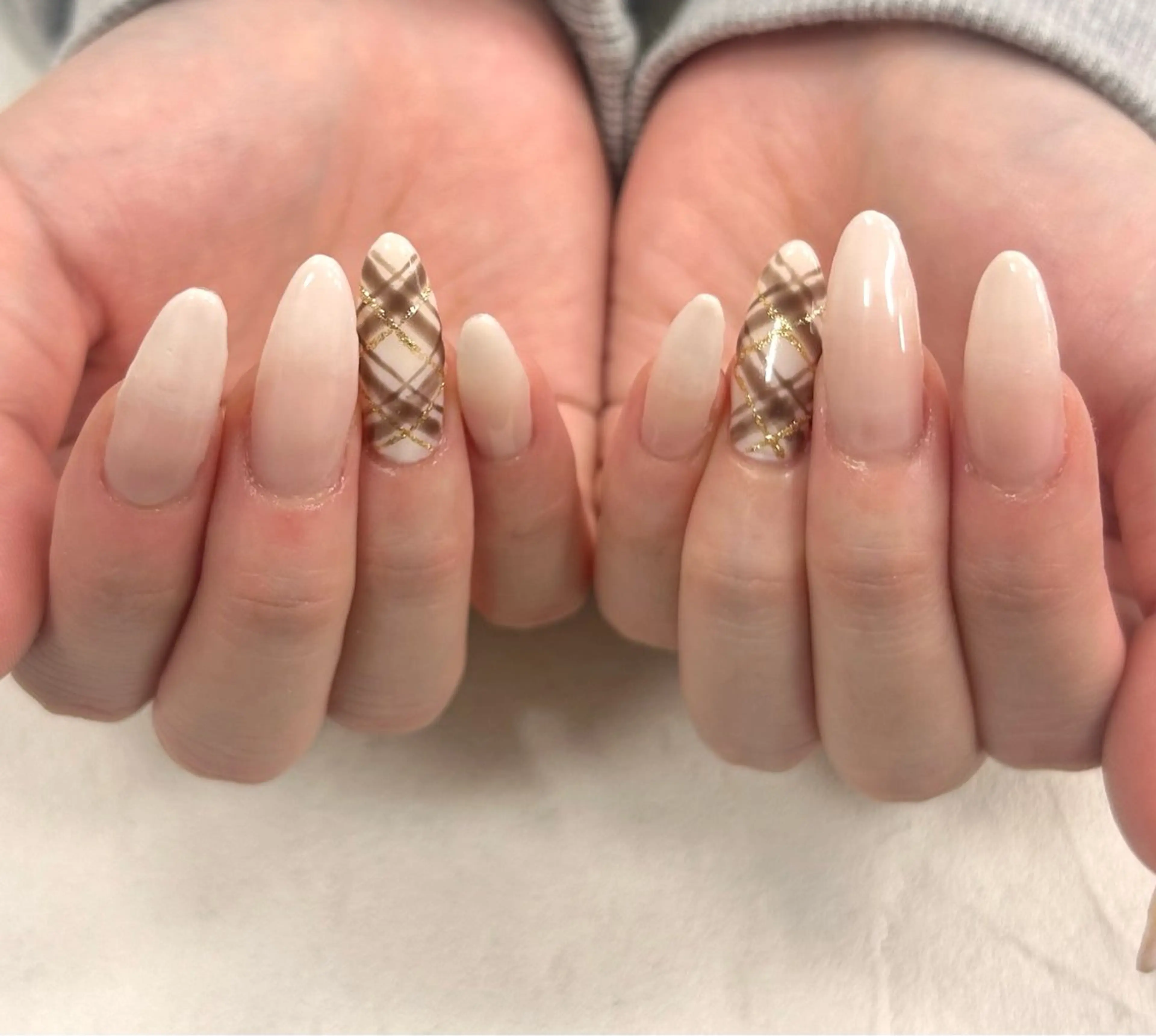 ネイル ハンドネイル Bianca  🎀 Hayakawaのネイルデザイン