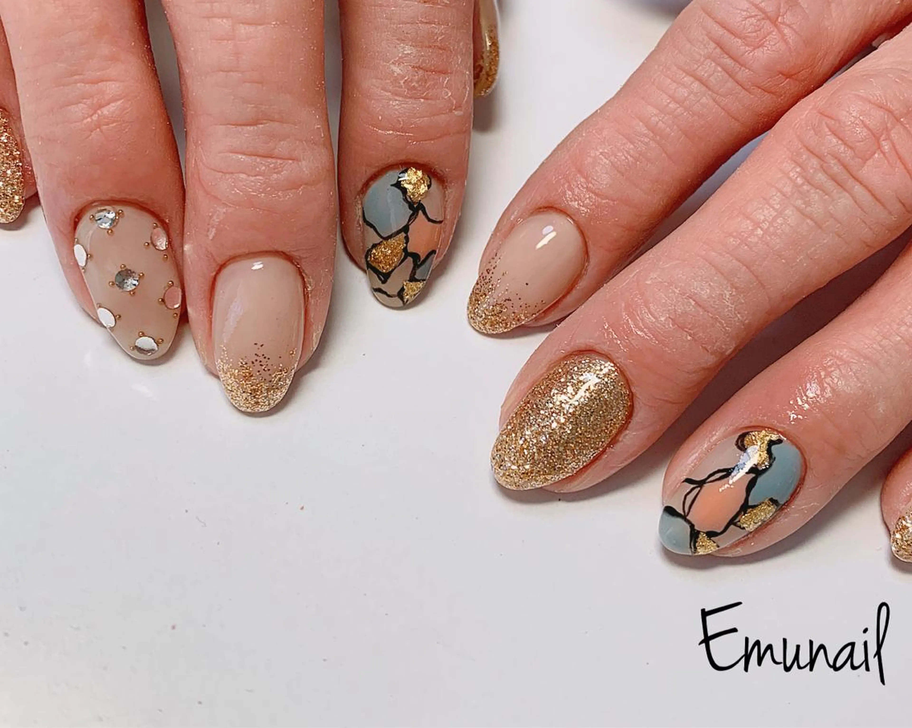 ネイル ハンドネイル Emu Nailのネイルデザイン