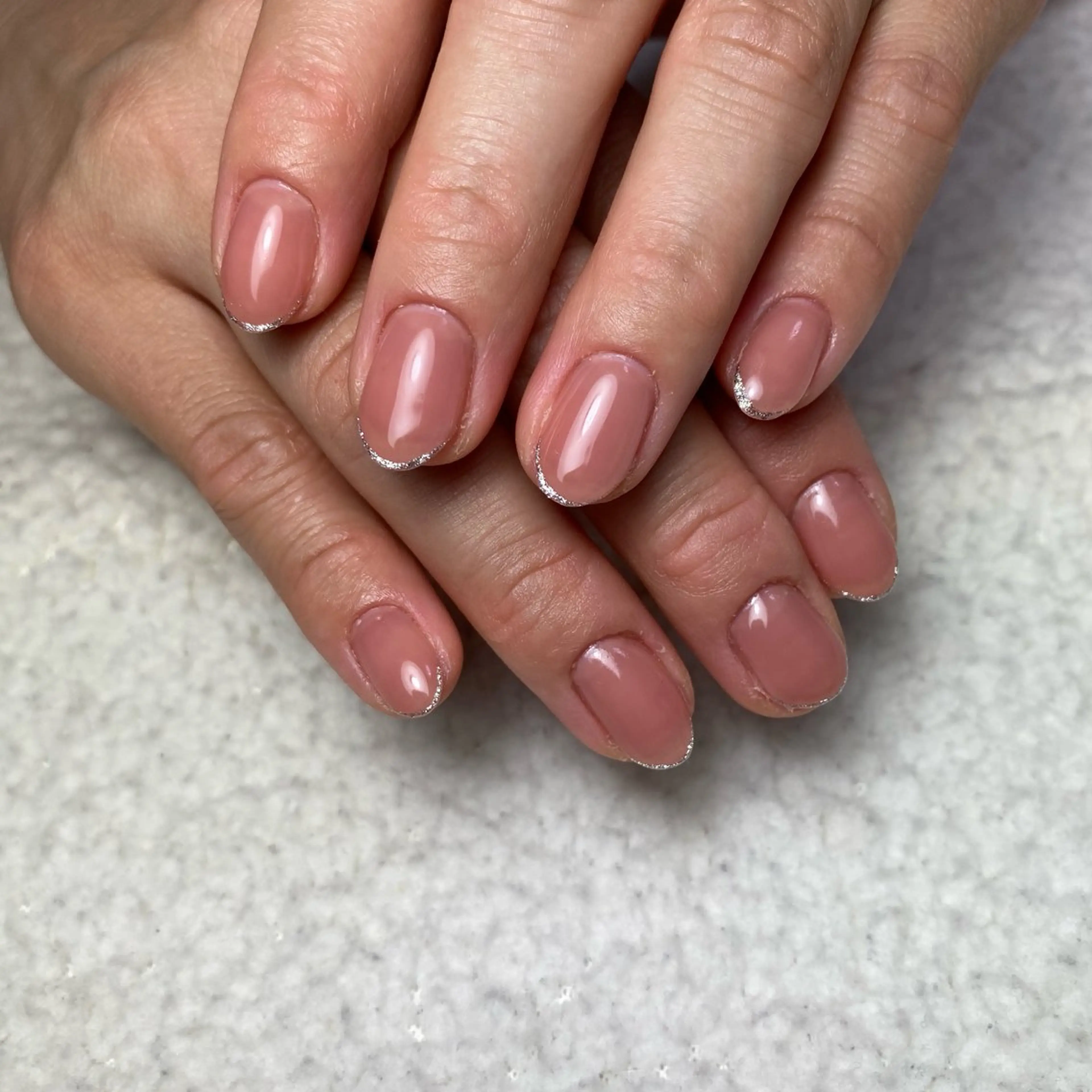 ネイル ラメ(グリッター) ワンカラーネイル シンプルネイル ハンドネイル COCO+所属・COCO +のエステ・リラクイメージ