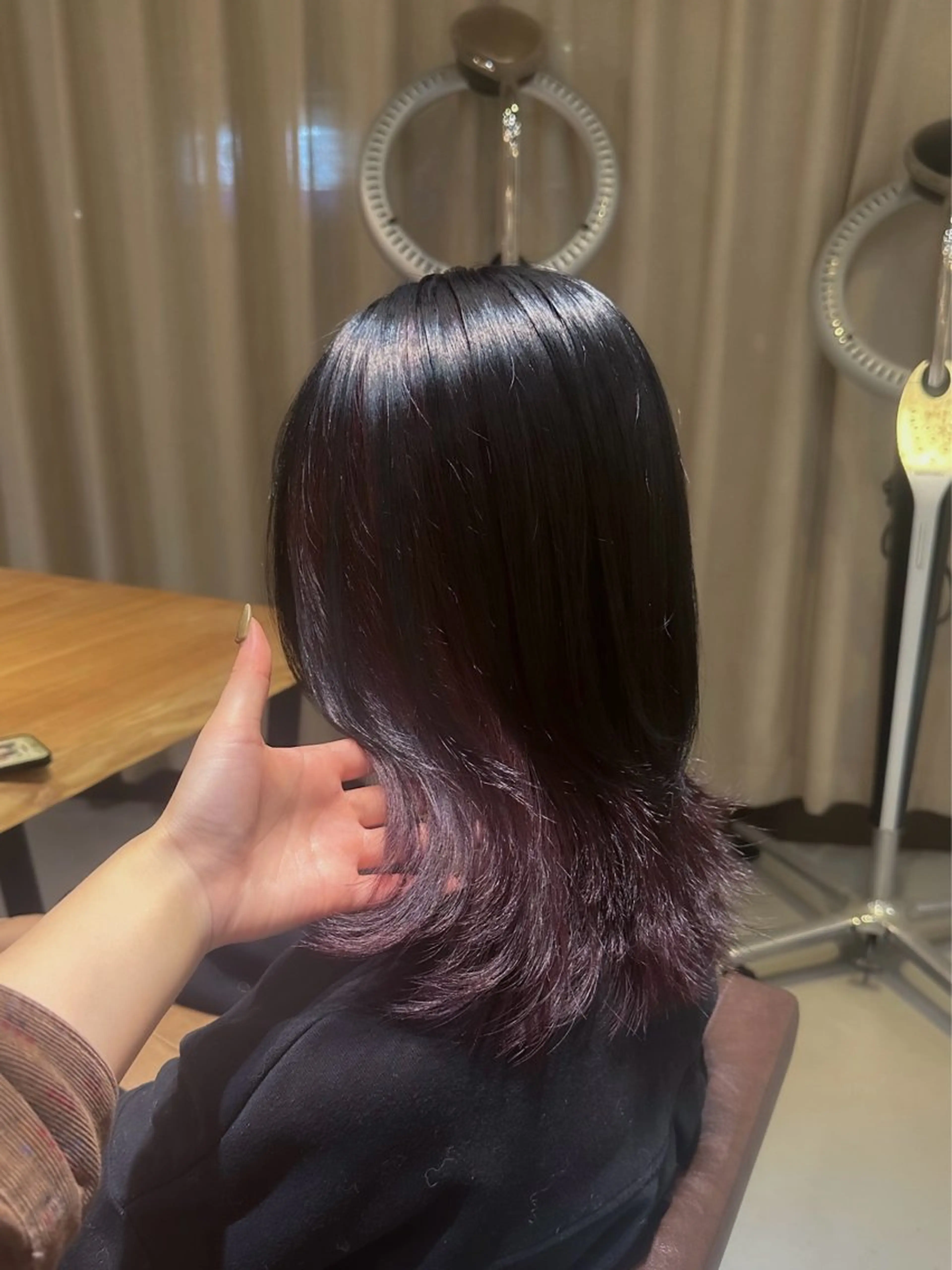 カラー ブリーチ ブリーチなしカラー レッドカラー ヘアカラー トリートメント こがねざわ みさき🦭のヘアスタイル