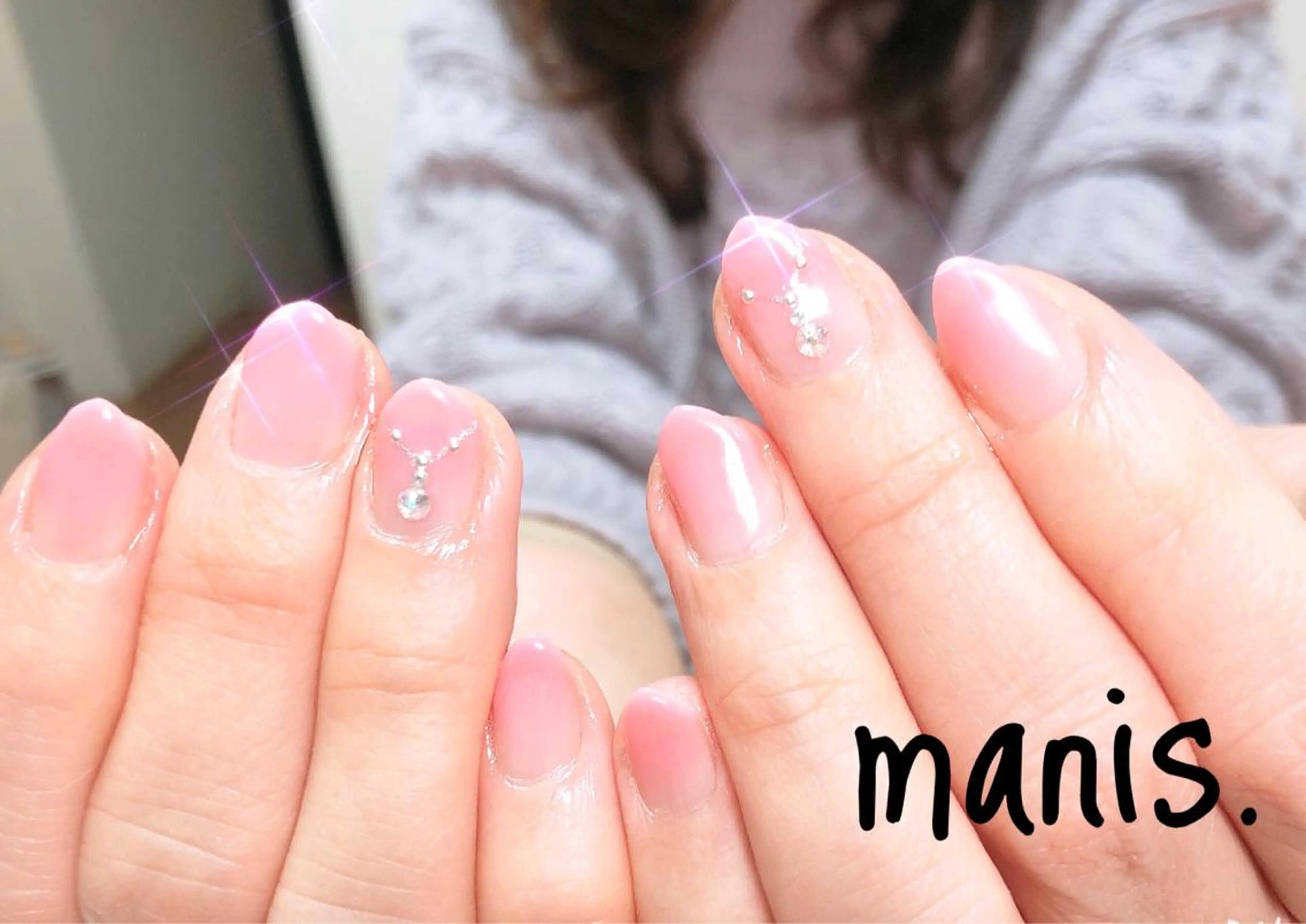 ネイル manis .のネイルデザイン