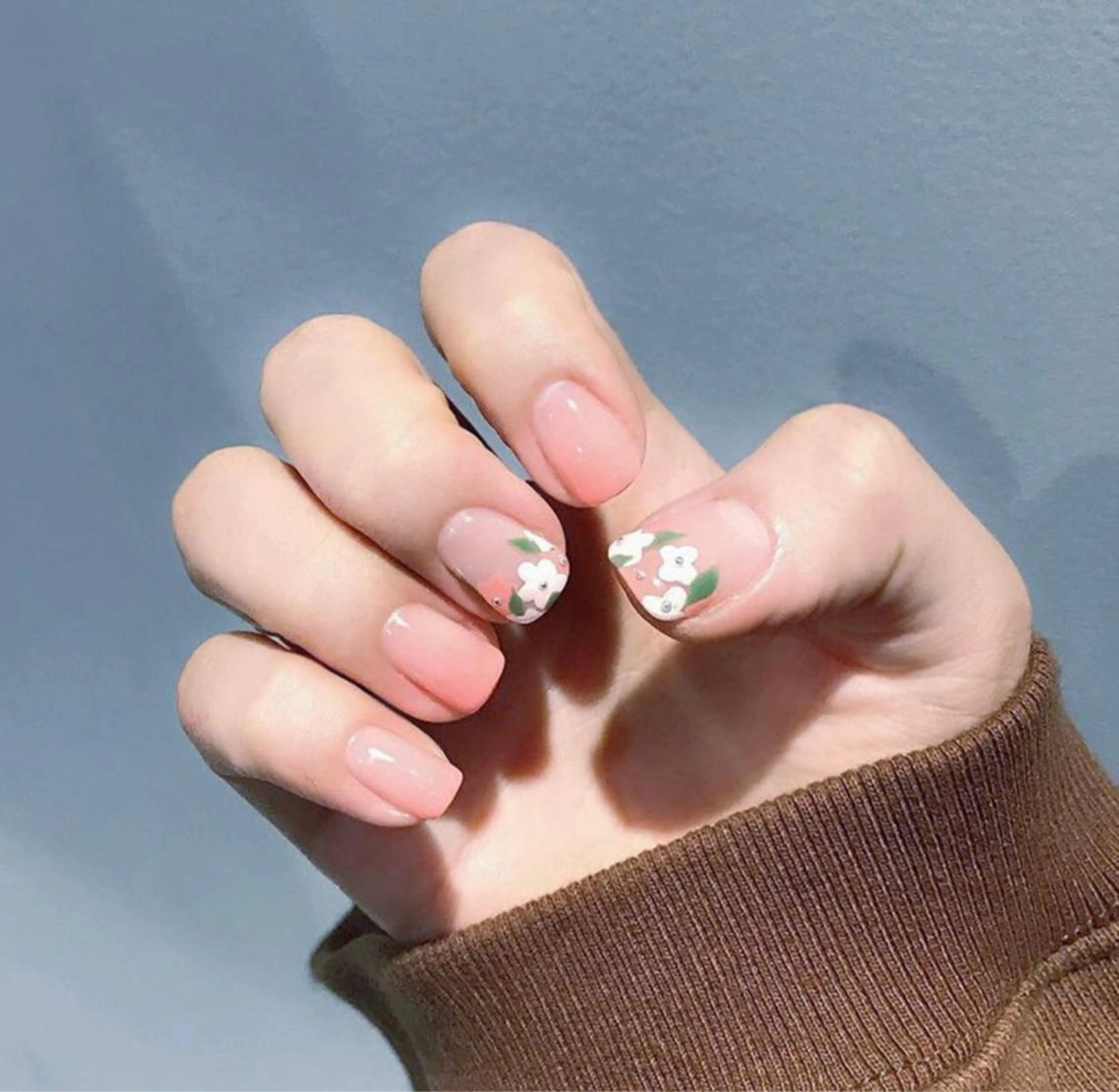 ネイル ハンドネイル ハンドケア ✨Serenity Nail salonのネイルデザイン