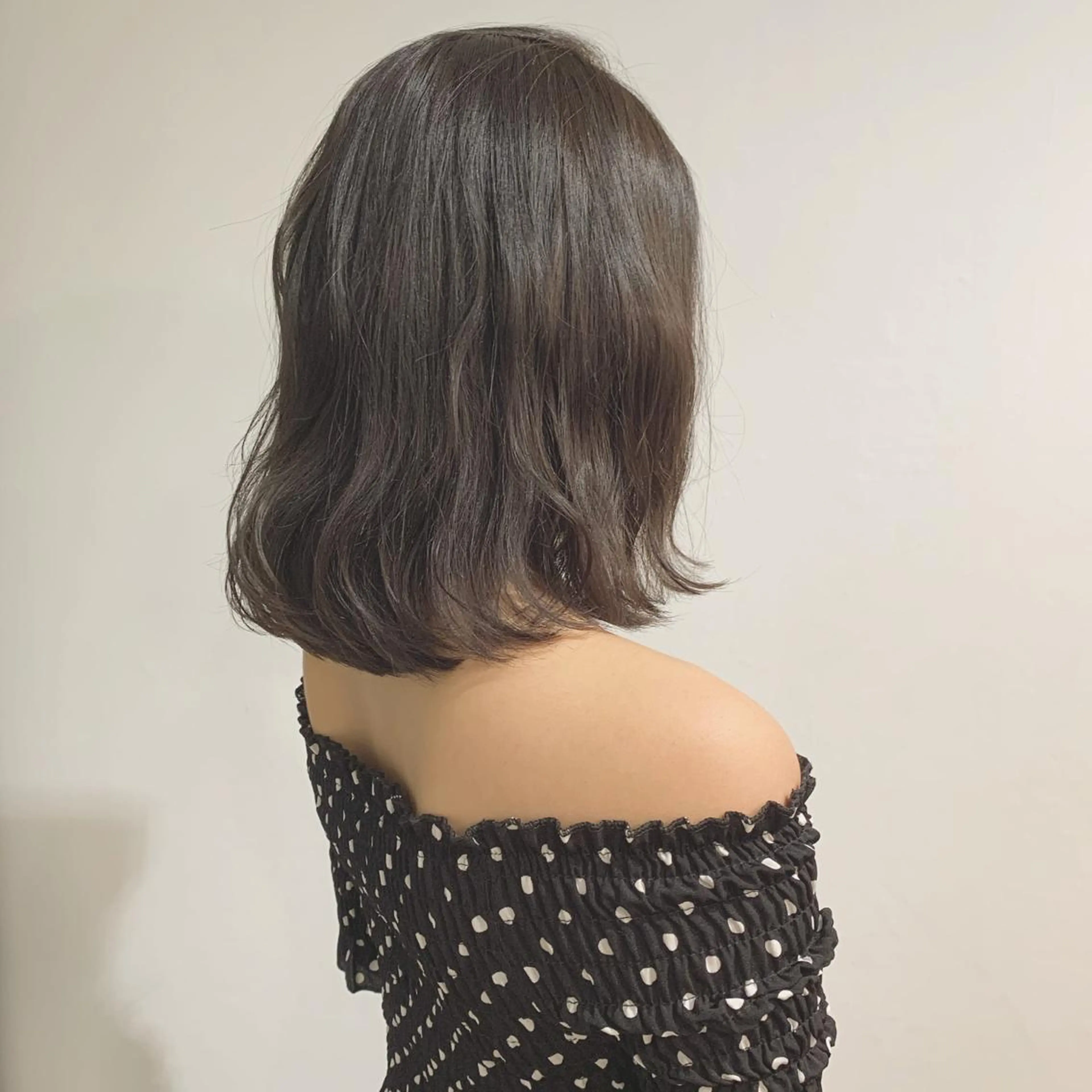 ミディアム アッシュ レイヤーカット ✨️奥田良太✨️のヘアスタイル