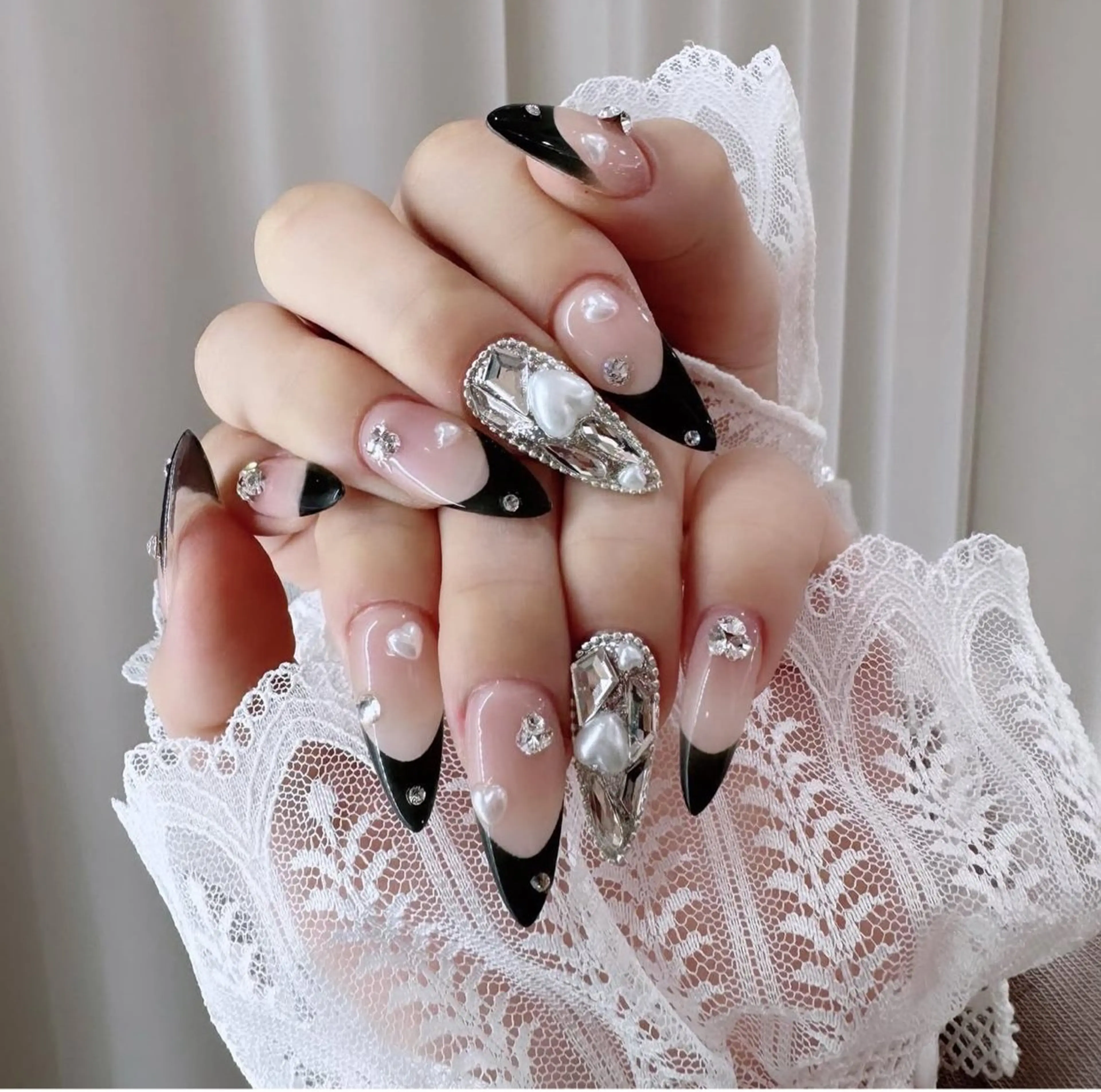 ネイル アートネイル ジェルネイル ネイルチップ Rin Rin TA Nailのネイルデザイン