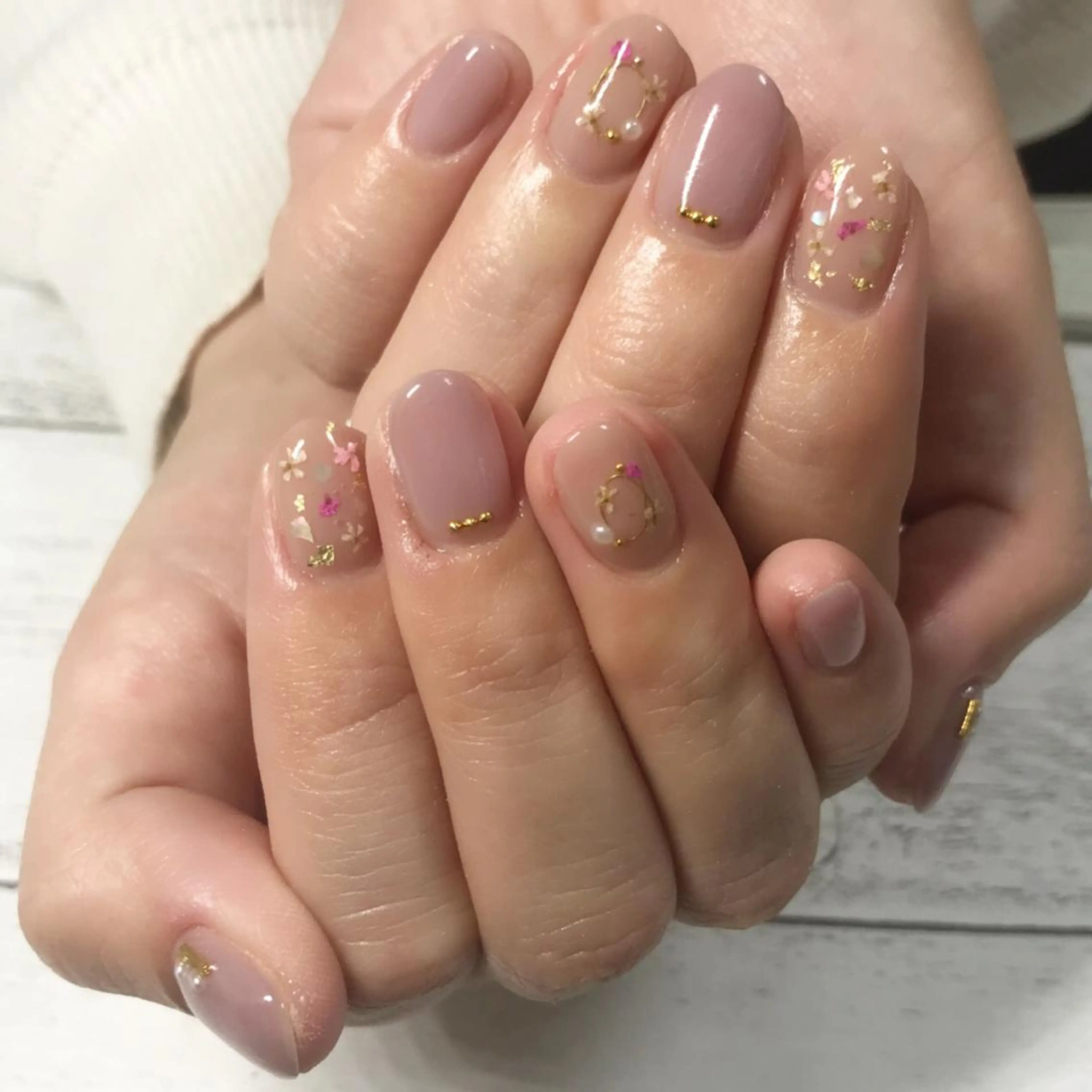 ネイル 春ネイル ハンドネイル Lili beauty salon所属・Lilibeauty salonのネイルデザイン