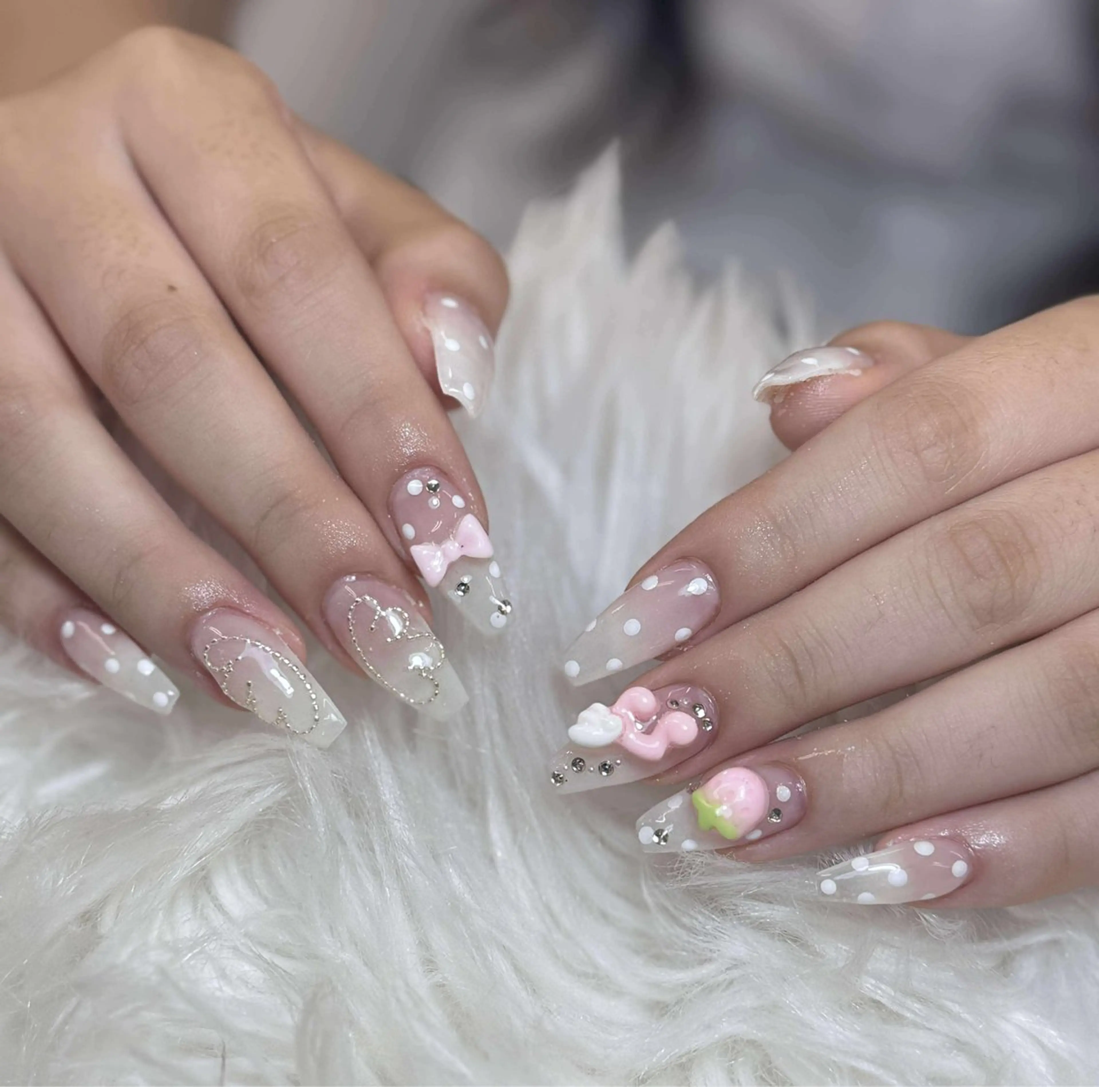 ネイル ハンドネイル ハンドケア Anh Nail 歌舞伎町のネイルデザイン