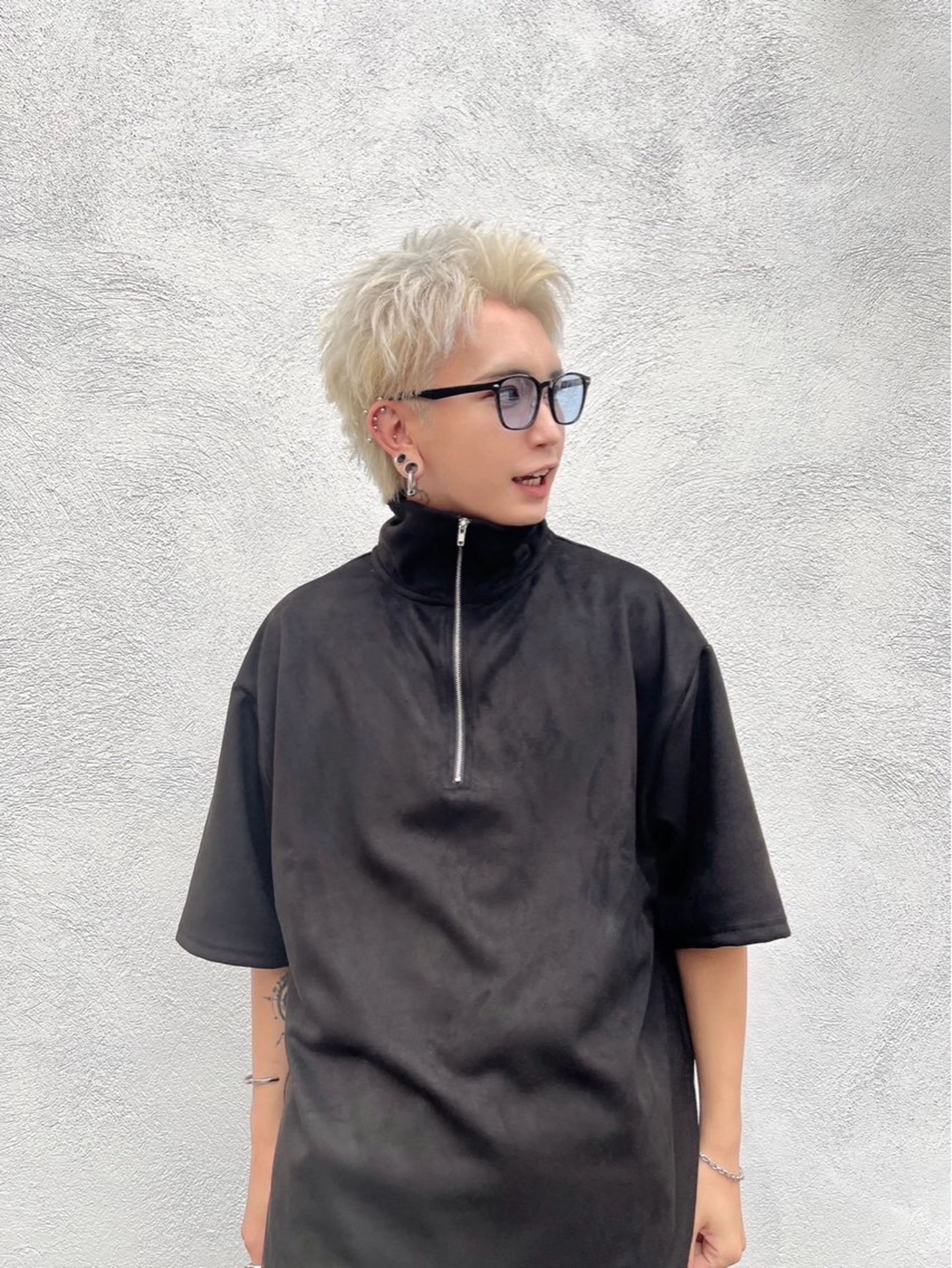 ショート カラー パーマ ヘアアレンジ メンズ キッズ HairSignature所属・ブリーチ指名神戸 No.1美容師RENのヘアスタイル