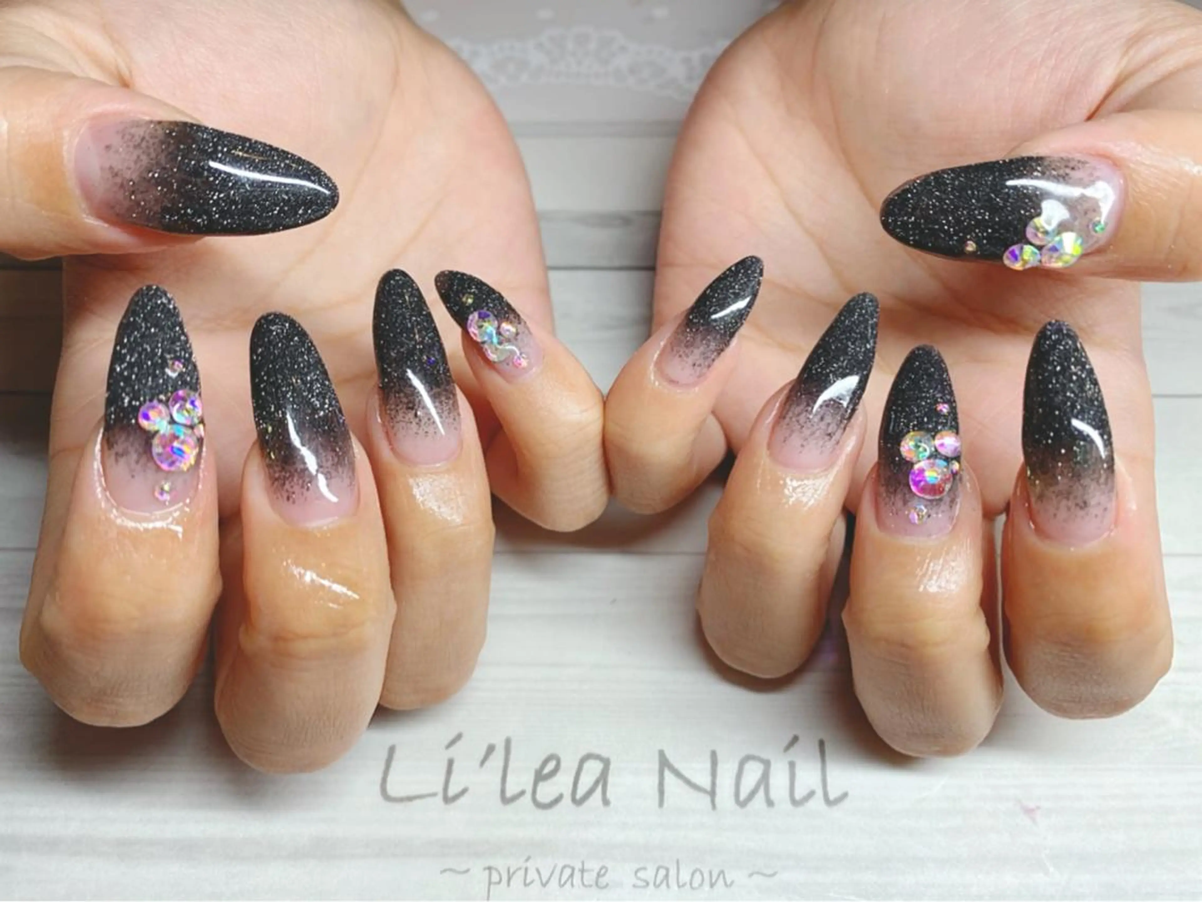 ネイル Li'leaNail AINAのネイルデザイン