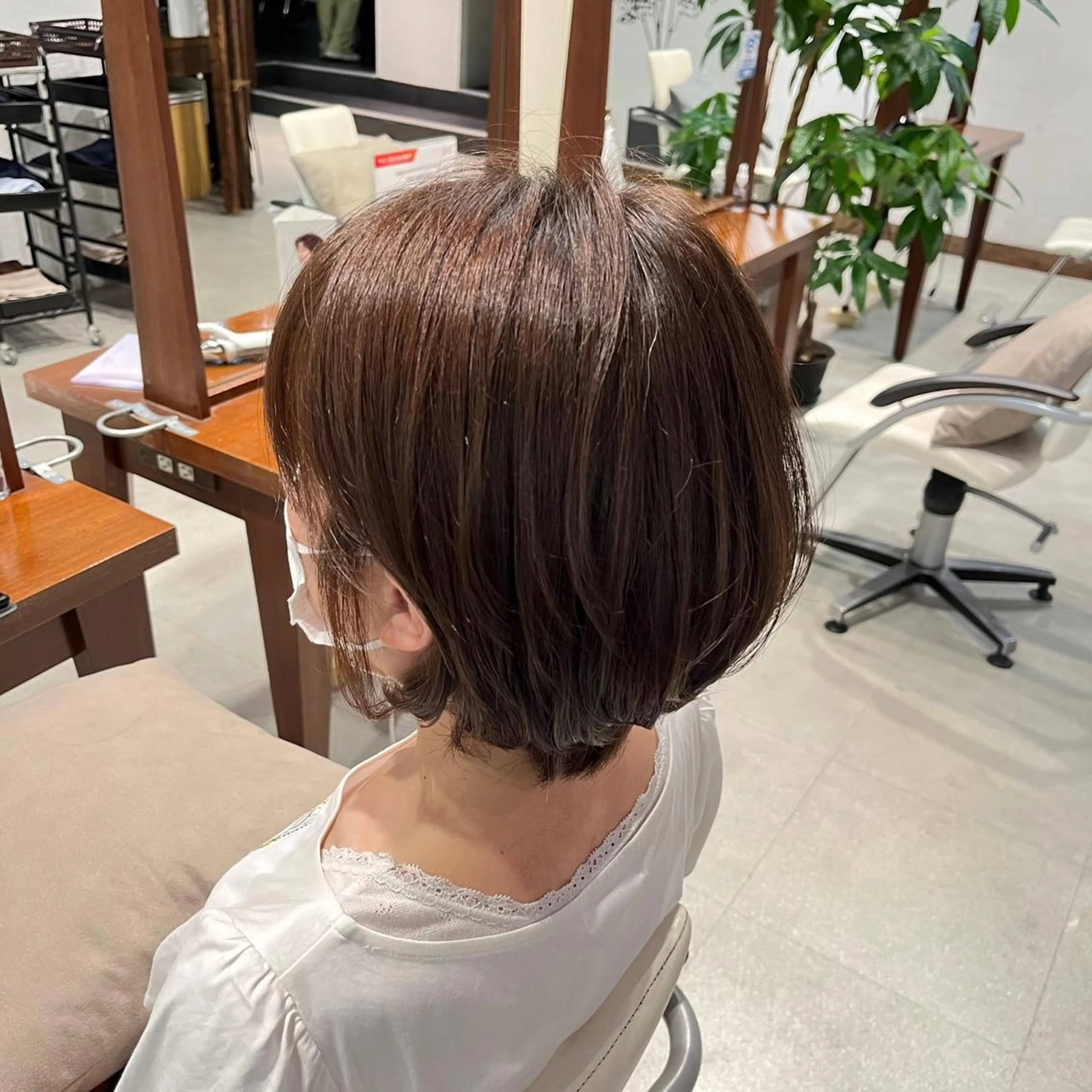 ショート カラー アッシュ 黒川 結希のヘアスタイル