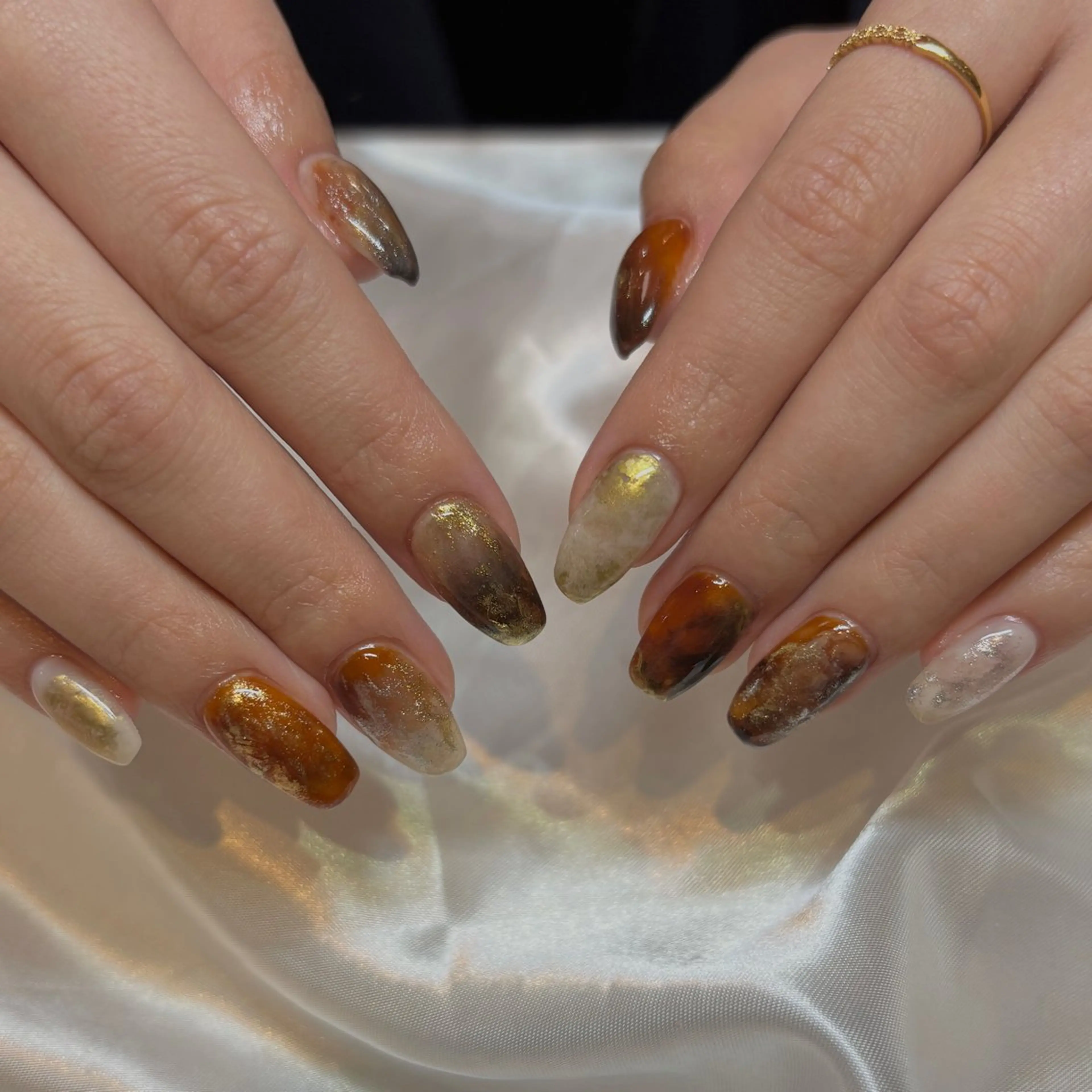 ネイル ハンドネイル YURIN 𓈒ㅤׂ 𝜗𝜚のネイルデザイン