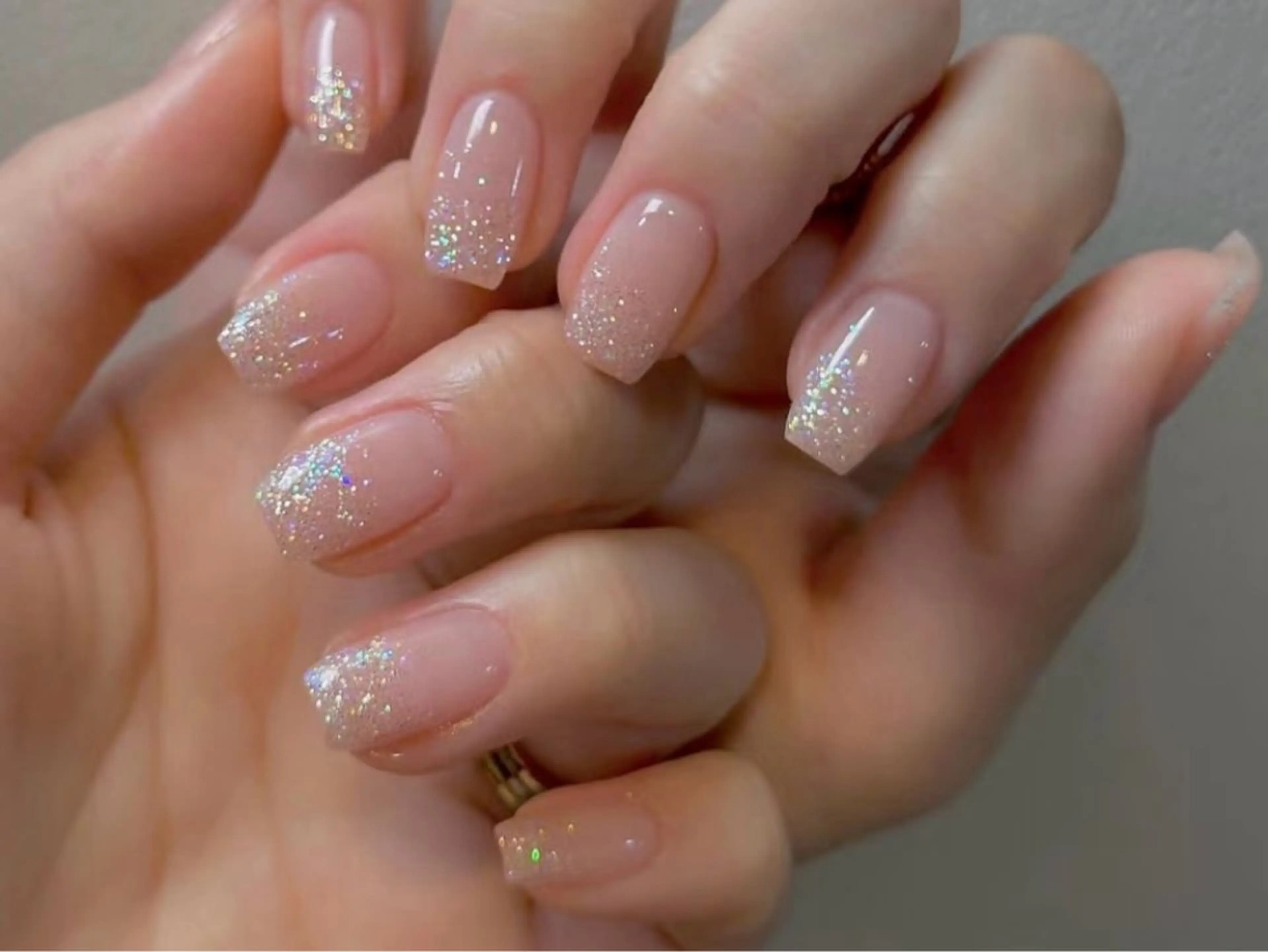 ネイル 西岡 真由美のネイルデザイン