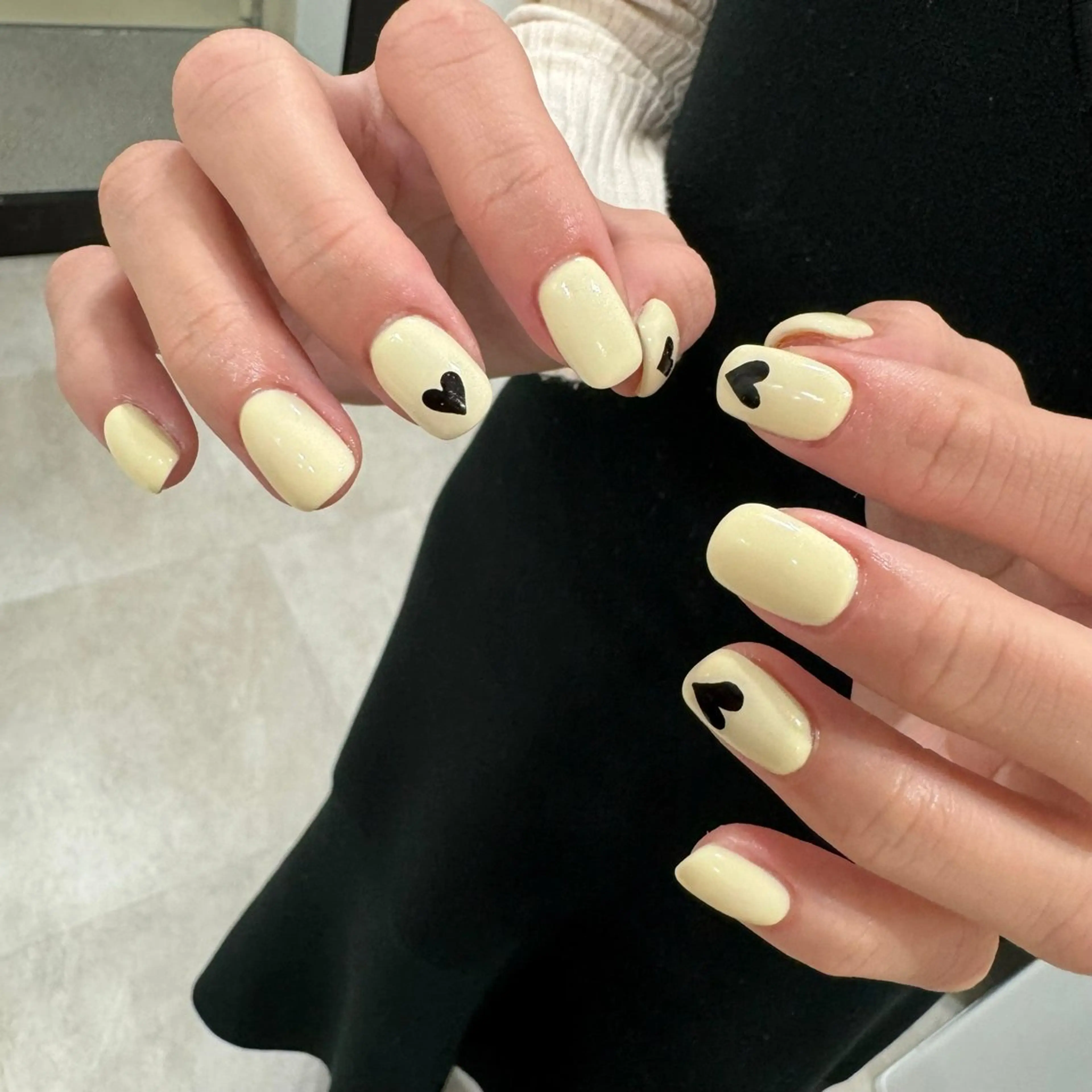 ネイル ハンドネイル y'sbeauty天王寺店所属・y'sbeauty 天王寺店のネイルデザイン