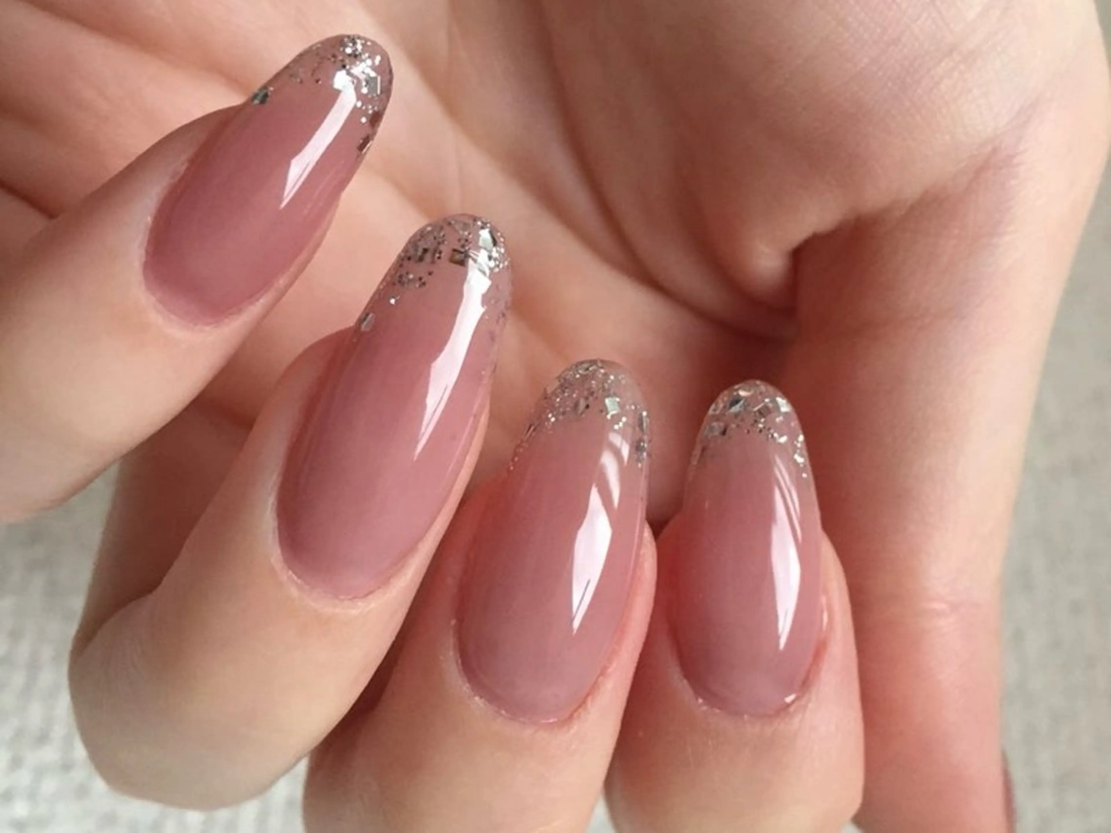 【新規/スタッフ限定！！】うる艶ラメフレンチ　7400円→2000円!!（オフありの方のみ）の写真