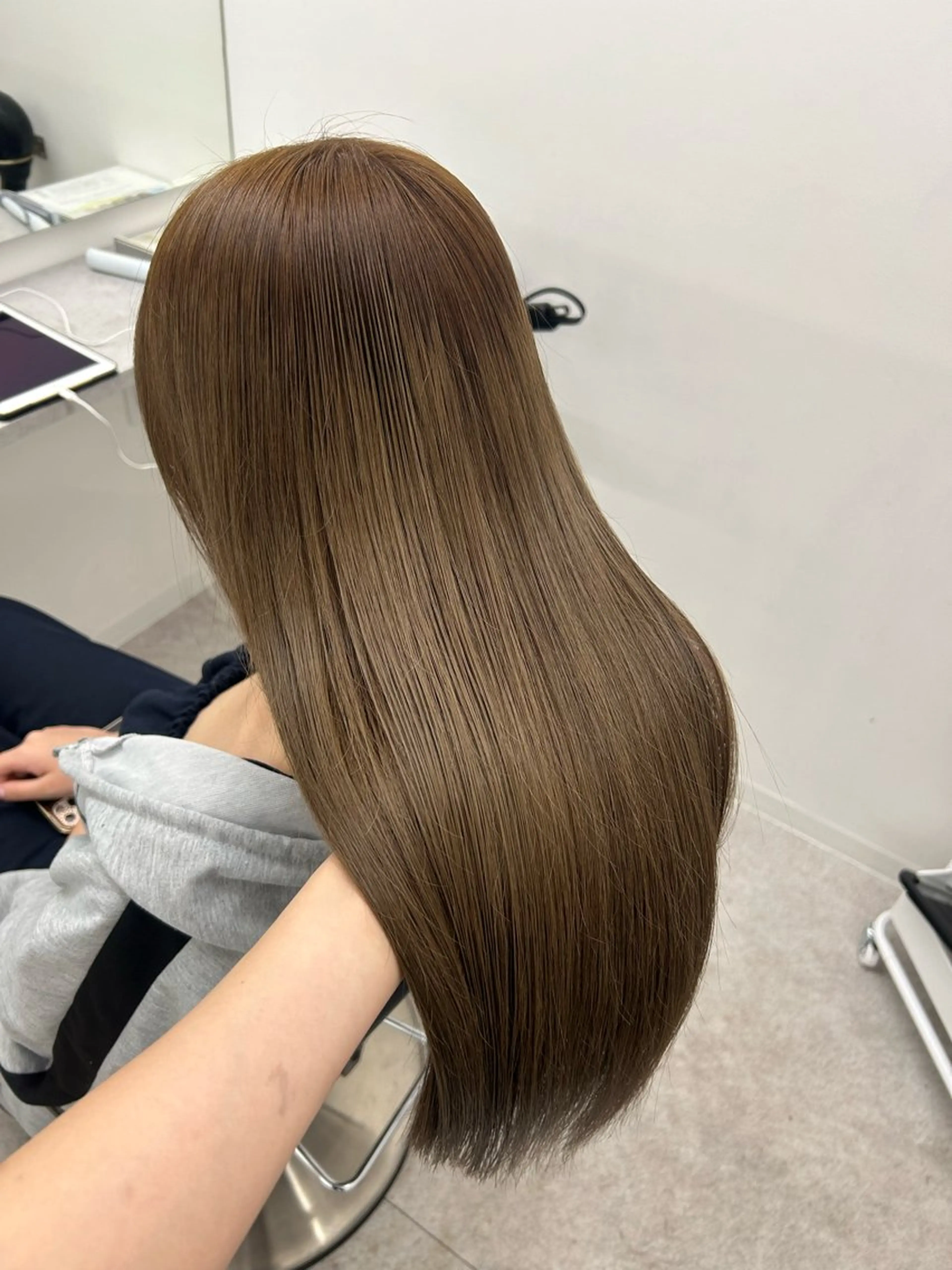 セミロング カラー ベージュカラー ブリーチ 髪質改善/縮毛矯正 🫧RISA🎀のヘアスタイル