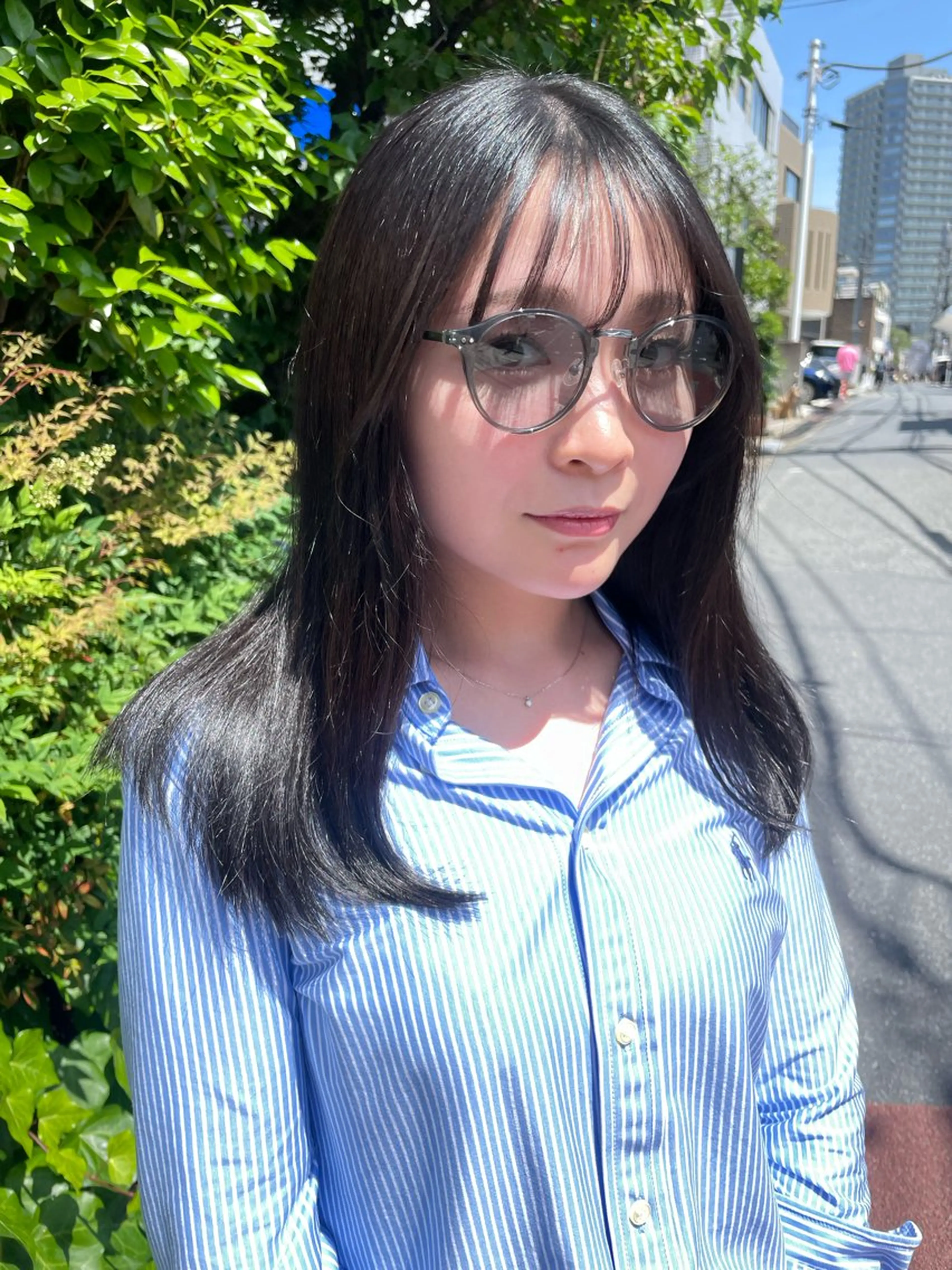 ミディアム カラー ブリーチ 透明感カラー ブリーチなしカラー カット ヘアカラー トリートメント ブリーチなしで透け感 暖色カラーボブaoiのヘアスタイル