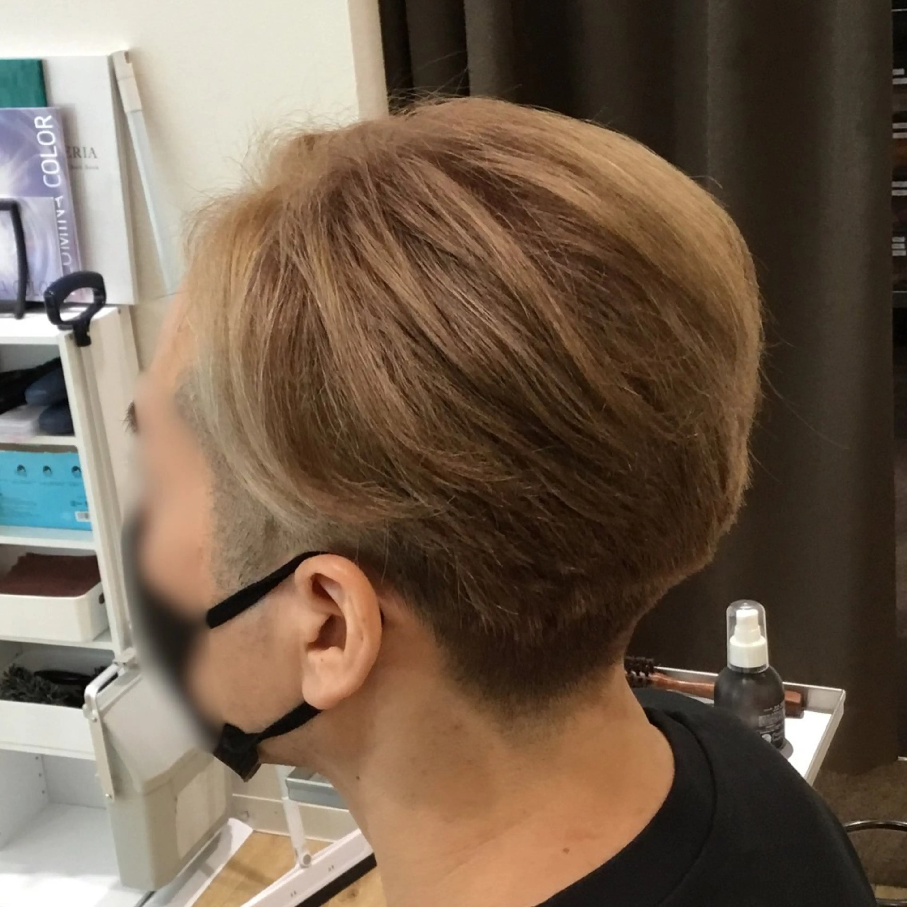 ショート カラー メンズ 滝口 瑞季のヘアスタイル