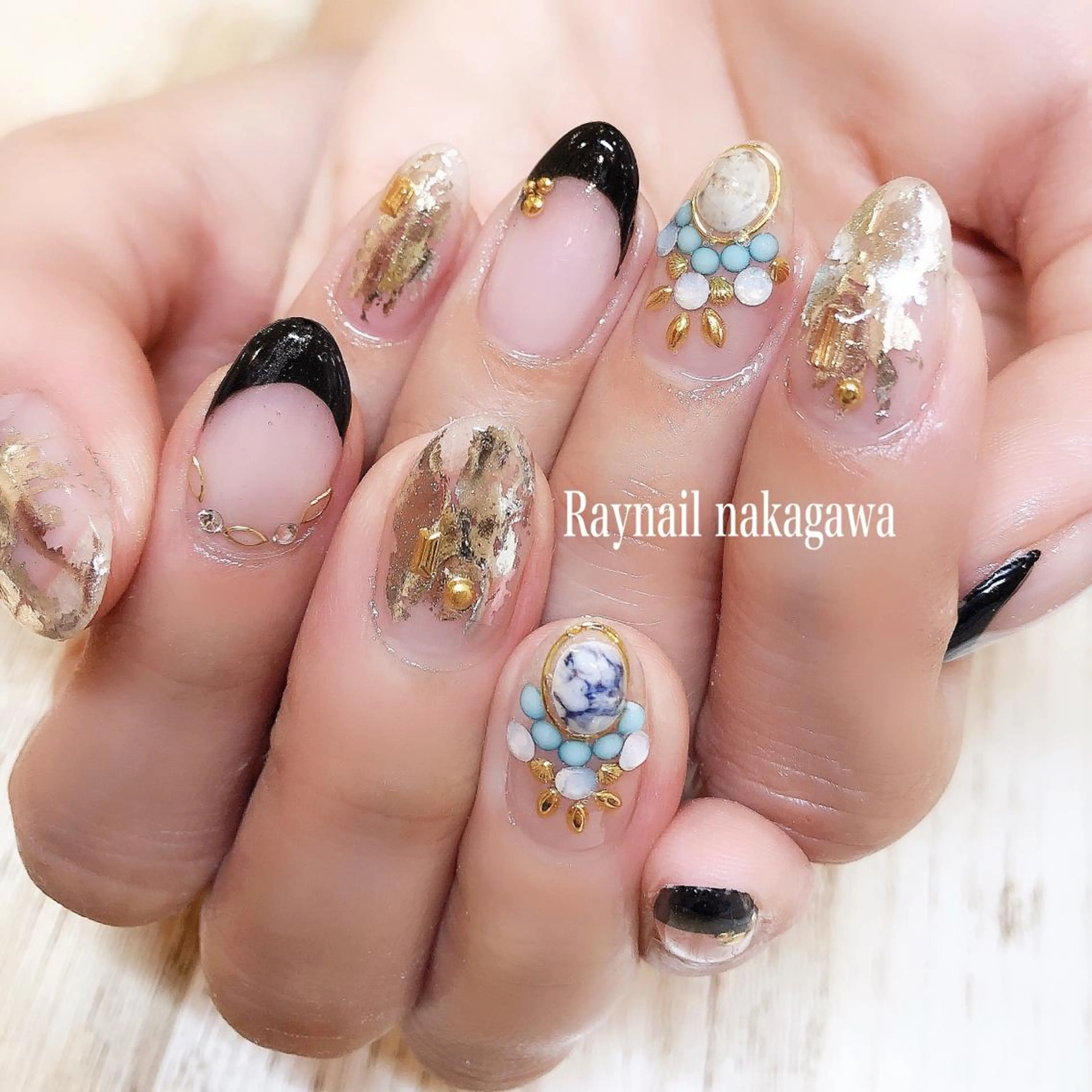 ネイル nailstudio ′ecole所属・nailstudio ′ecoleのネイルデザイン