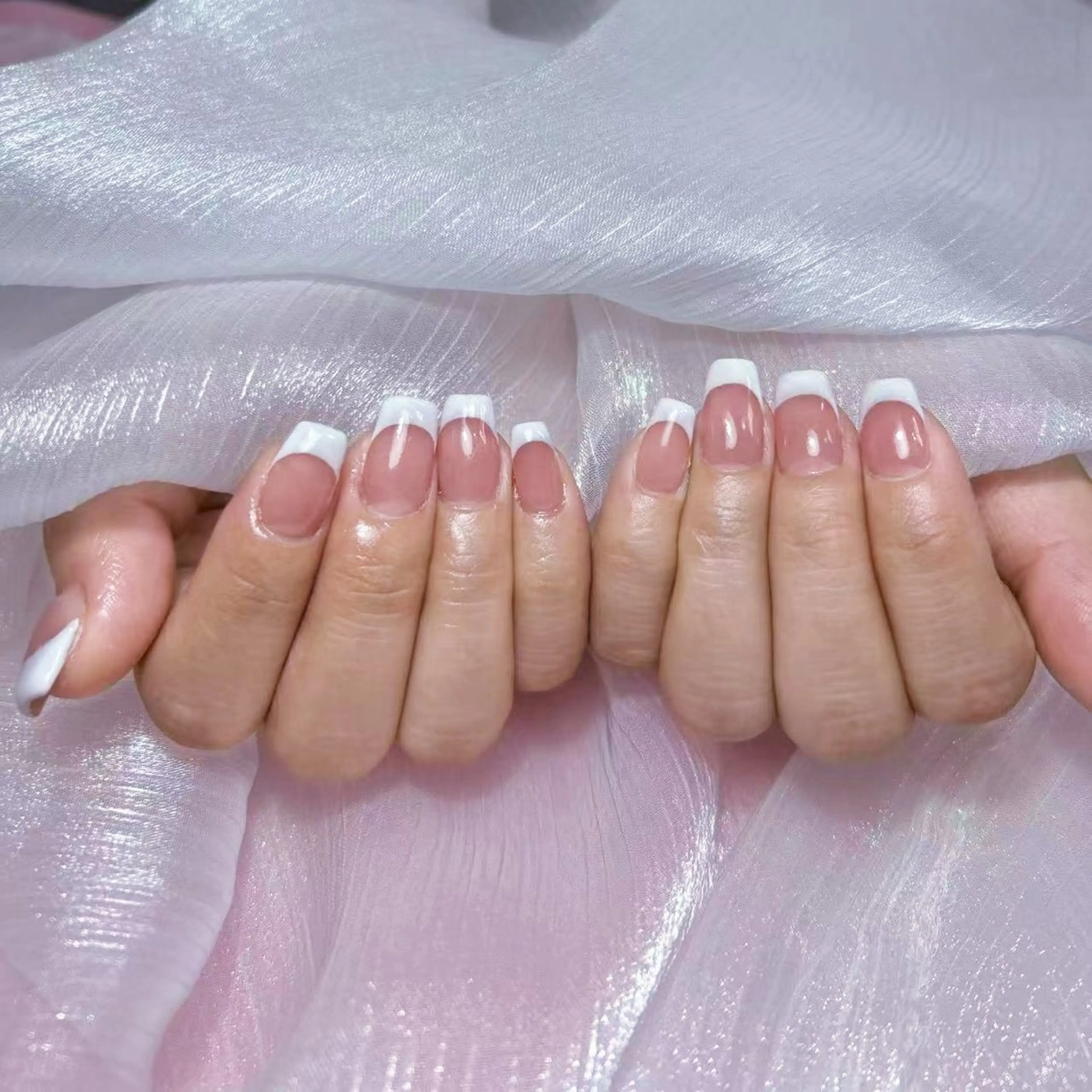 ネイル アートネイル オーロラネイル キラキラネイル 韓国ネイル マグネットネイル ハンドネイル ハンドケア DIAMOND 💞のネイルデザイン