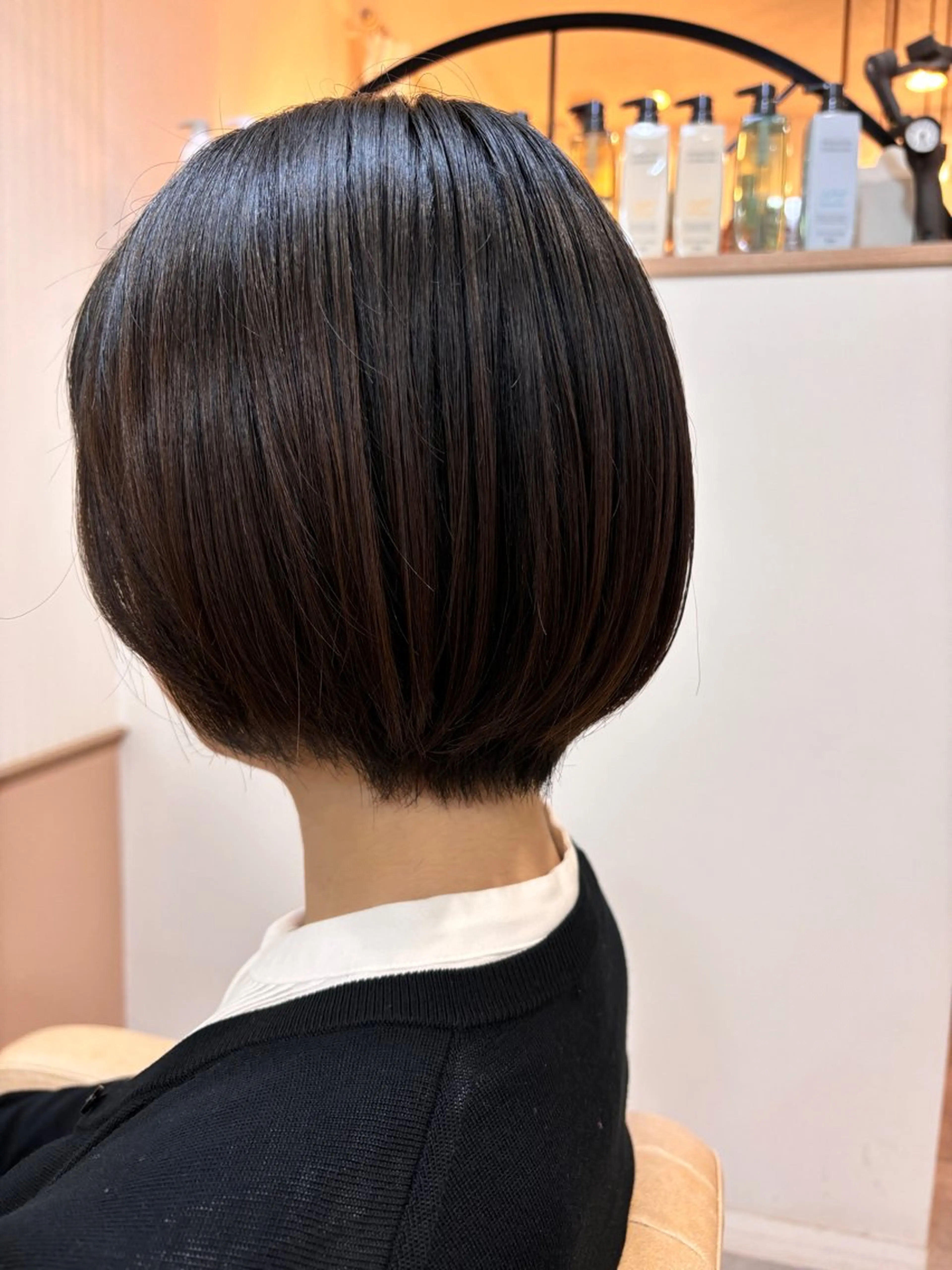 ショート シンセティックヘアデザイン所属・吉井 愛のヘアスタイル