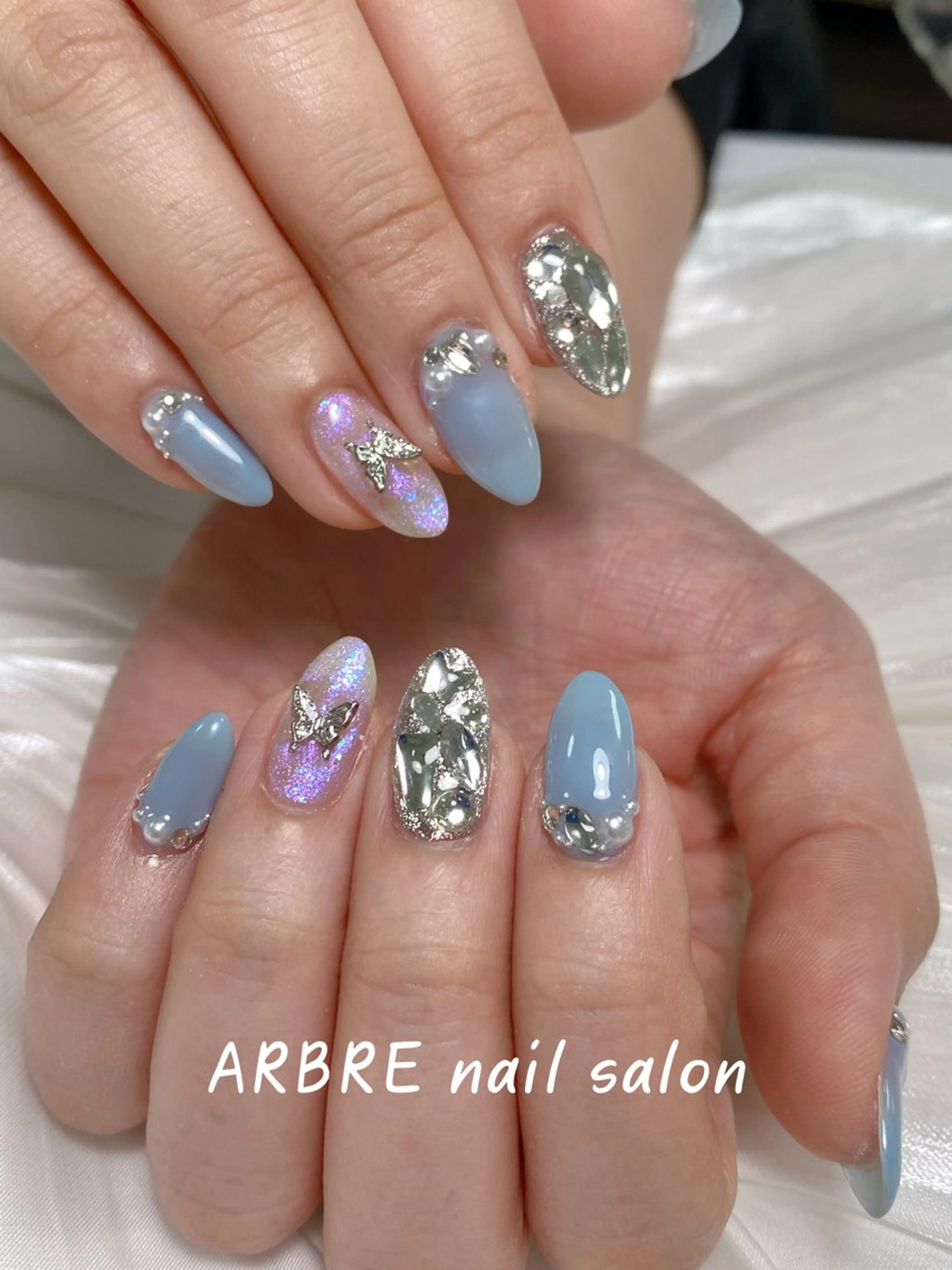 ネイル ハンドネイル ハンドケア 小林 凛のネイルデザイン