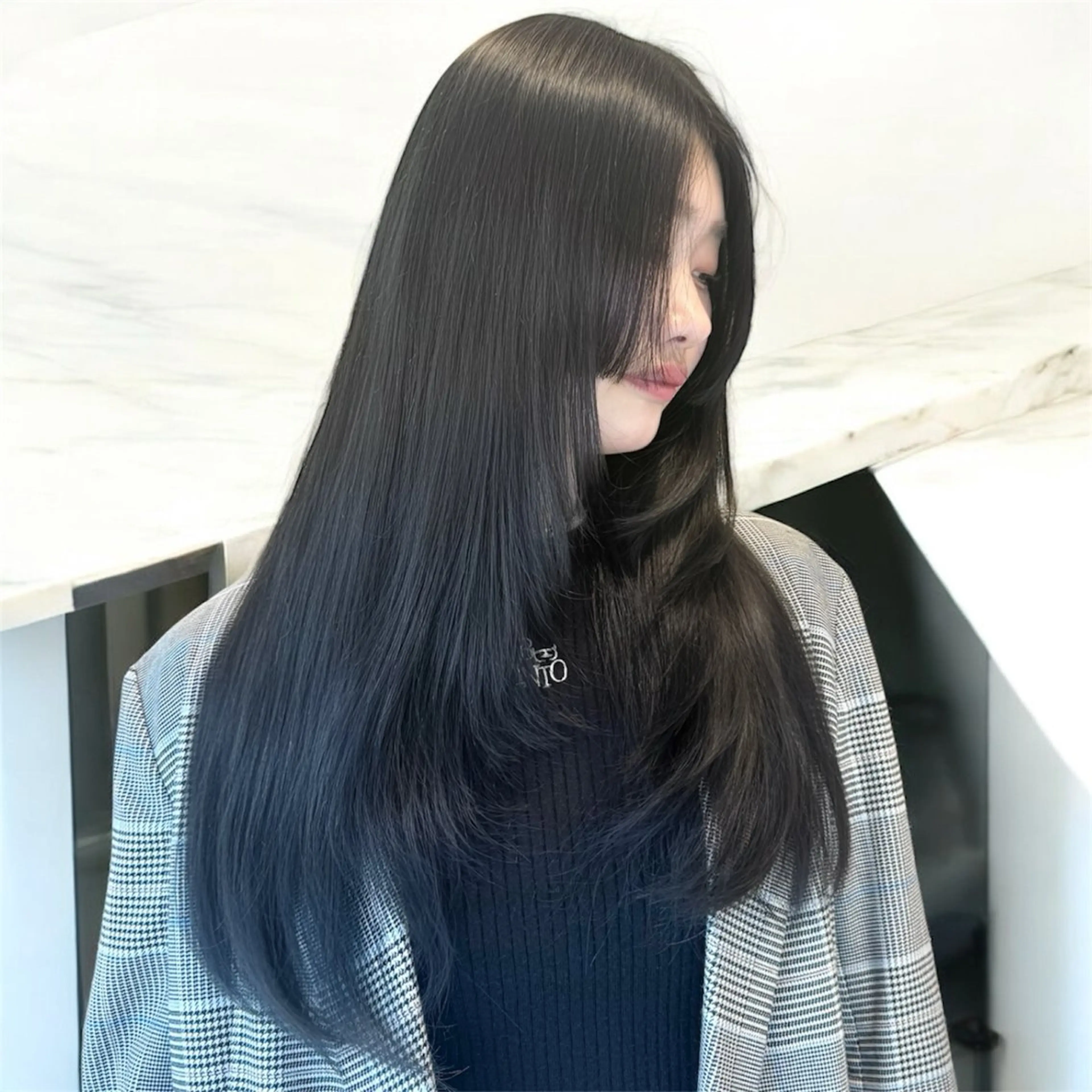 ロング カラー ヘアアレンジ 姫カット レイヤーカット 韓国ヘア/レイヤー 顔周りカット/ユキナのヘアスタイル