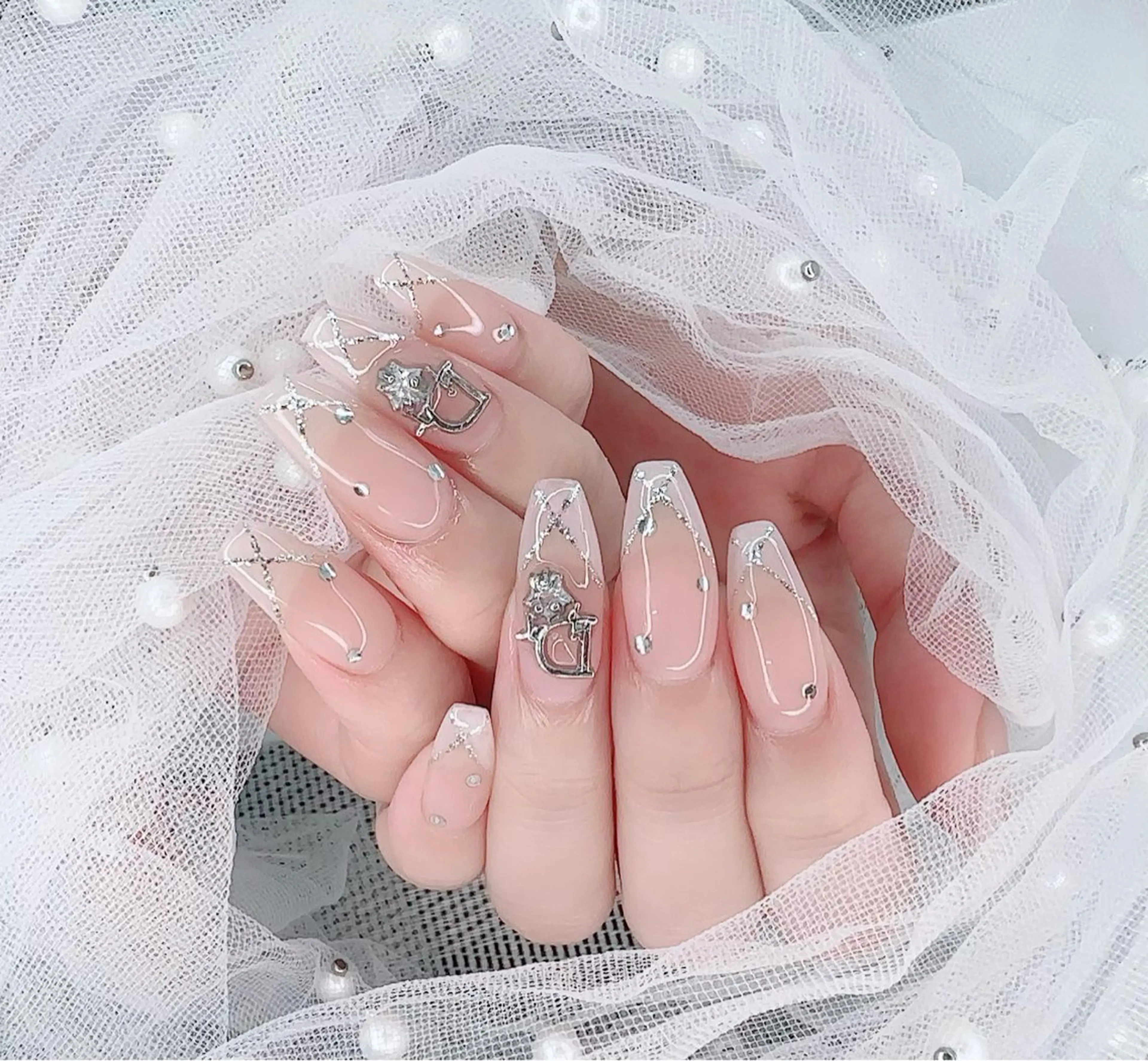 ネイル R salonのネイルデザイン