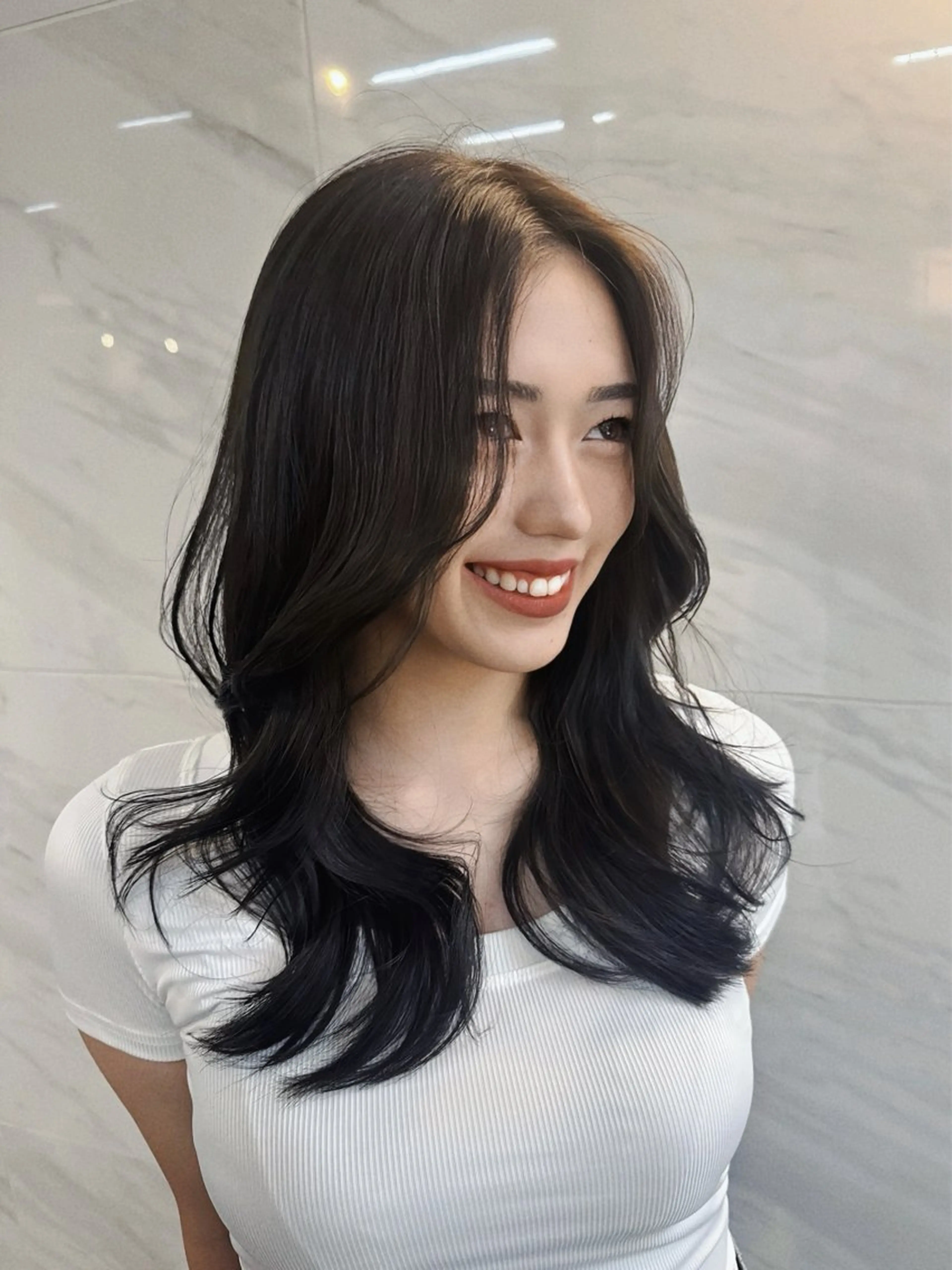 ロング カラー グレージュ ハイレイヤー レイヤーカット カット ヘアカラー トリートメント Pocket仙台 💚モエリのヘアスタイル