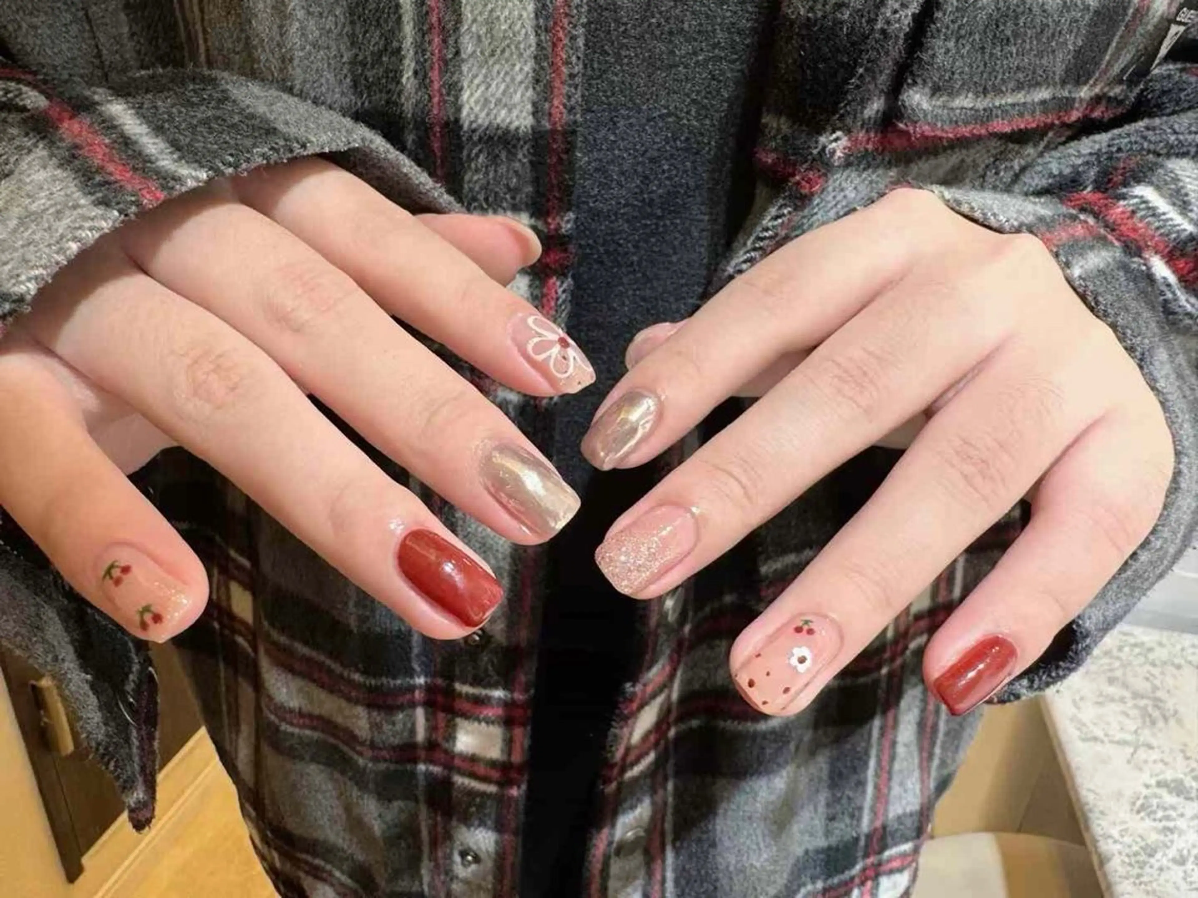 ネイル アートネイル フラワーネイル フットネイル ジェルネイル ハート Babarla　Nail　Salon所属・babarla Nailのネイルデザイン