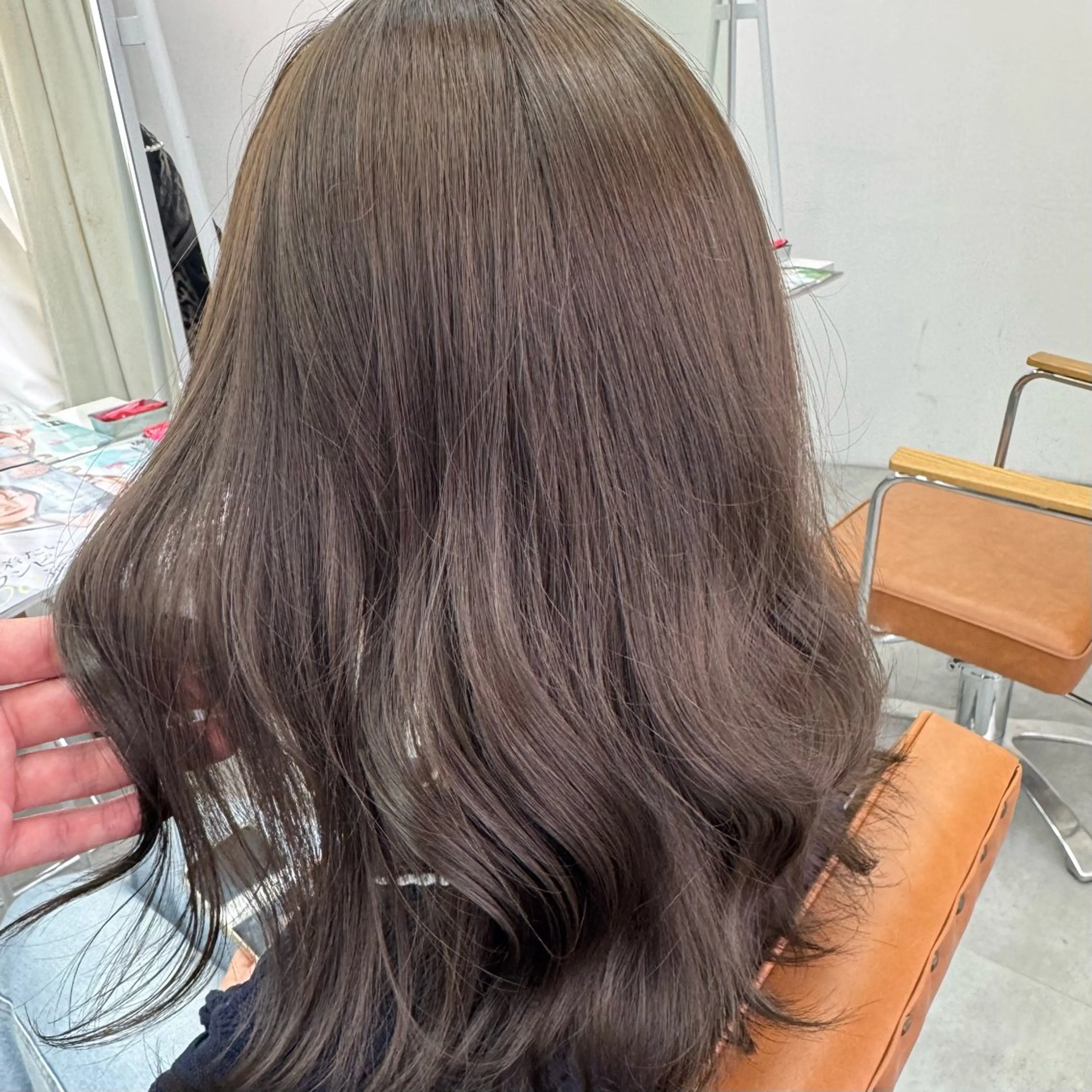 セミロング カラー ヘアアレンジ ヘアカラー ブリーチなしカラー /ベージュ/安形翔のヘアスタイル