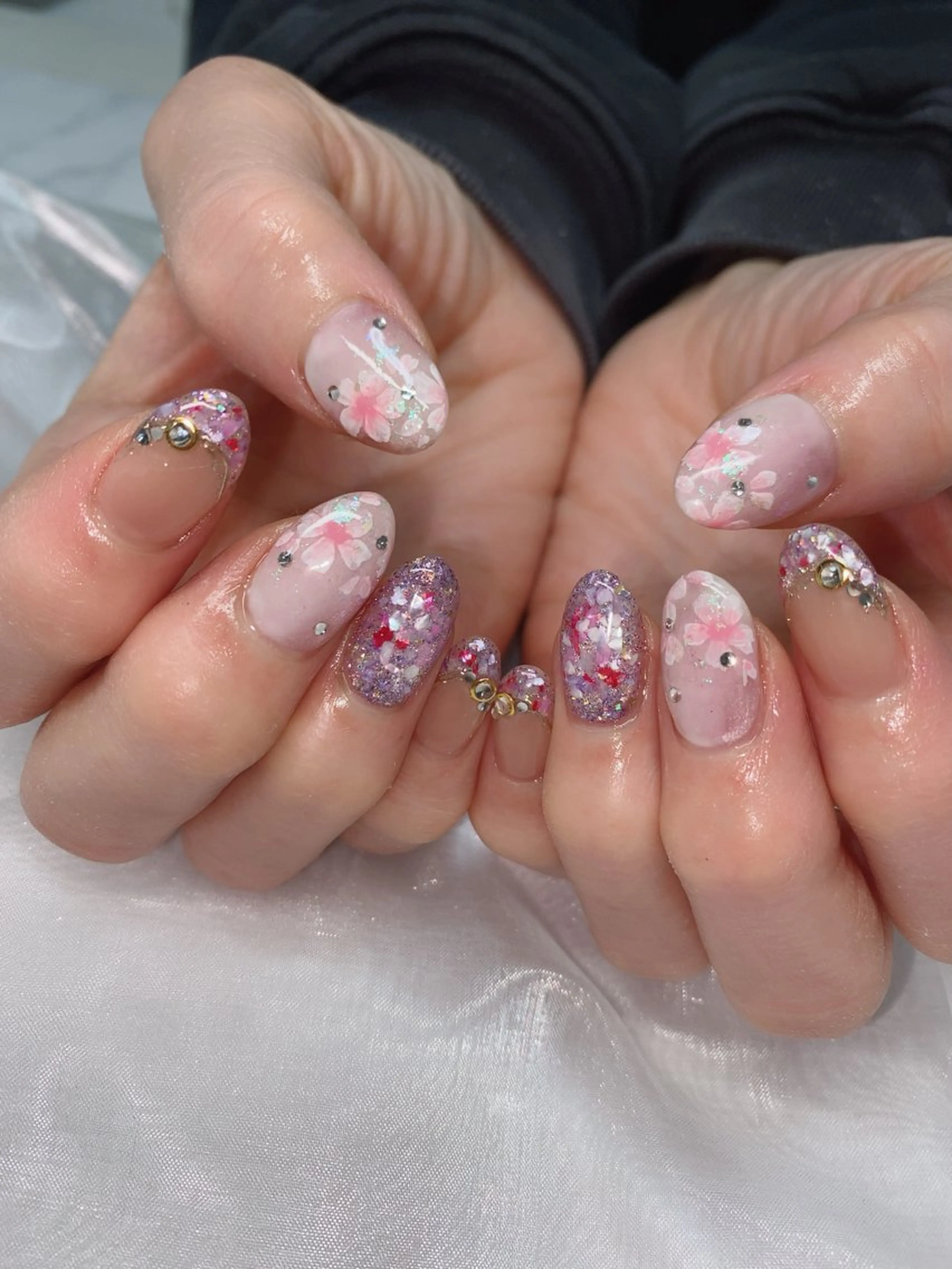 ネイル ハンドネイル C. NAILSのネイルデザイン