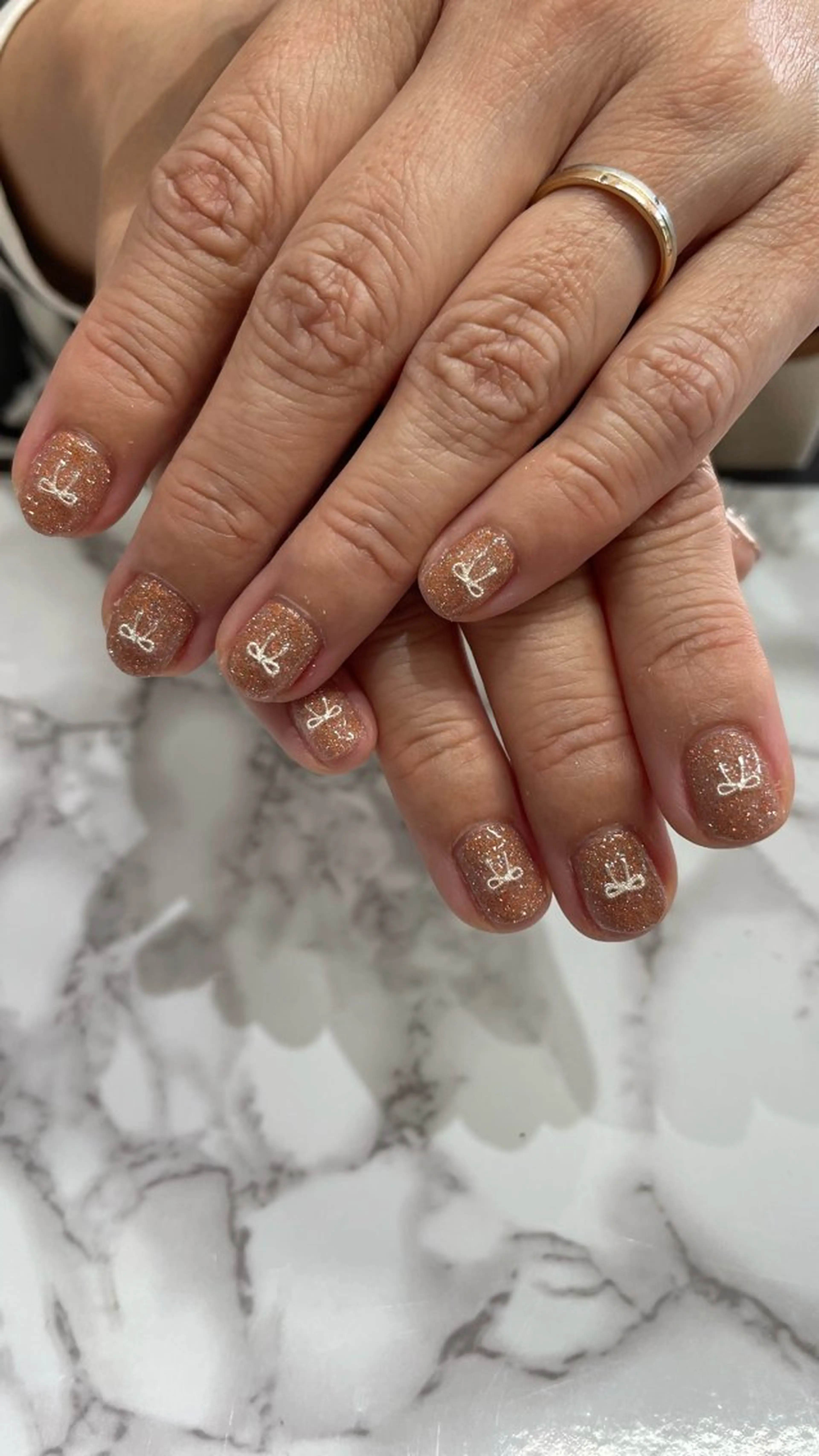 ショート ブラウン 広奈子のネイルデザイン