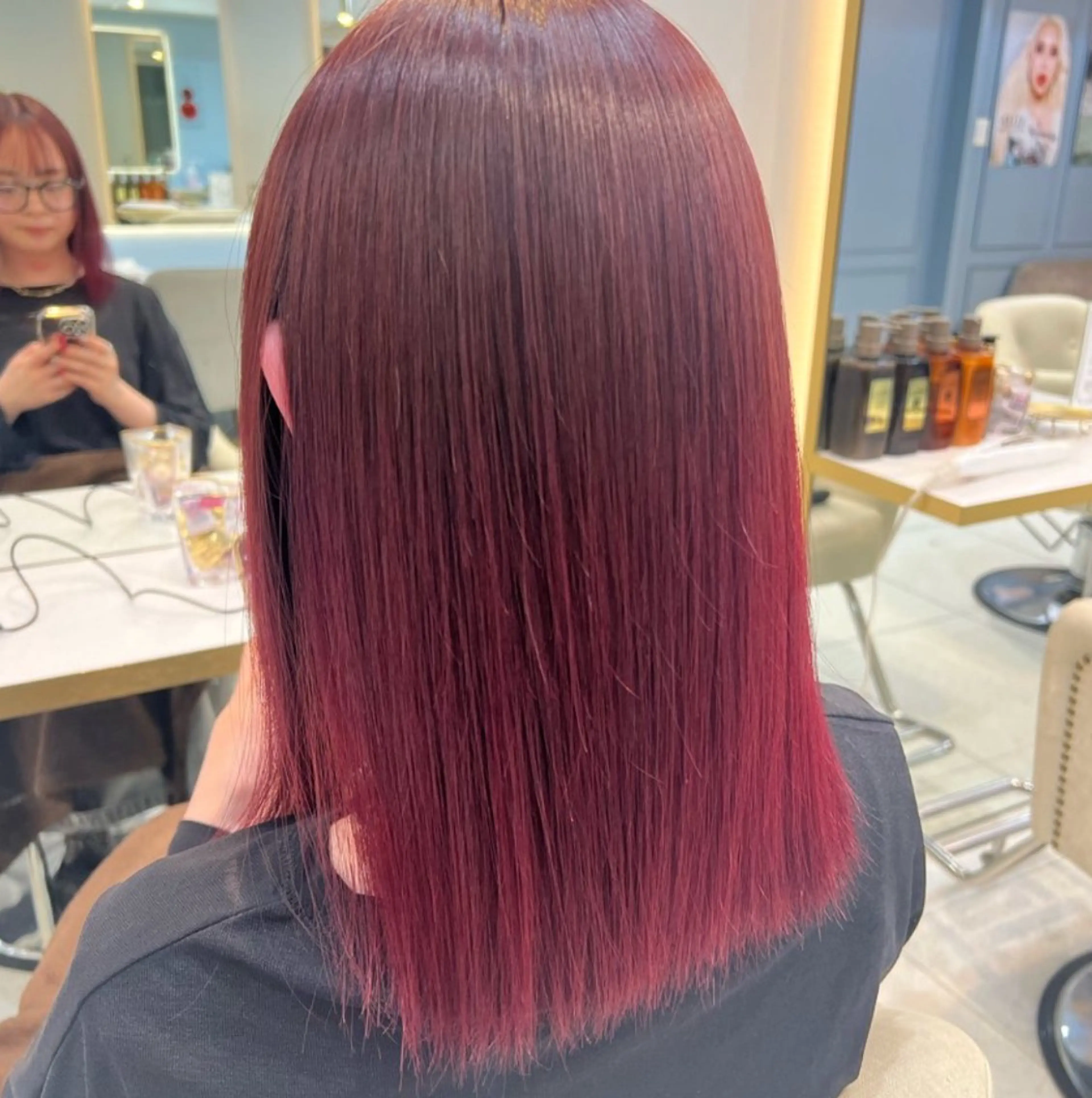 ミディアム カラー シールエクステ ベージュカラー ブリーチ ケアブリーチ 透明感カラー ヘアカラー ハイトーン/髪質改善 🦋KASUGA🖤のヘアスタイル