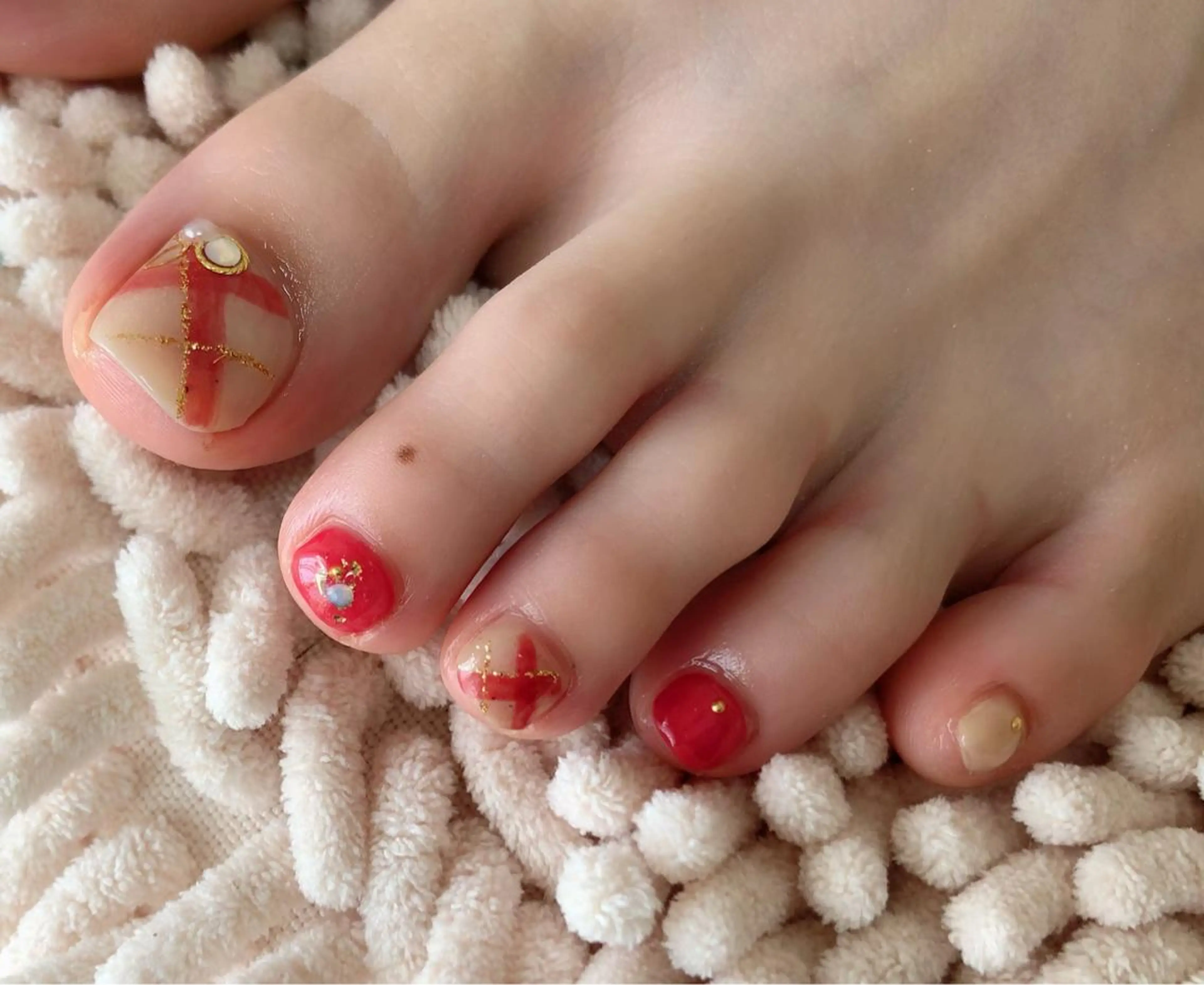 ネイル フットネイル t. yoshizawaのネイルデザイン