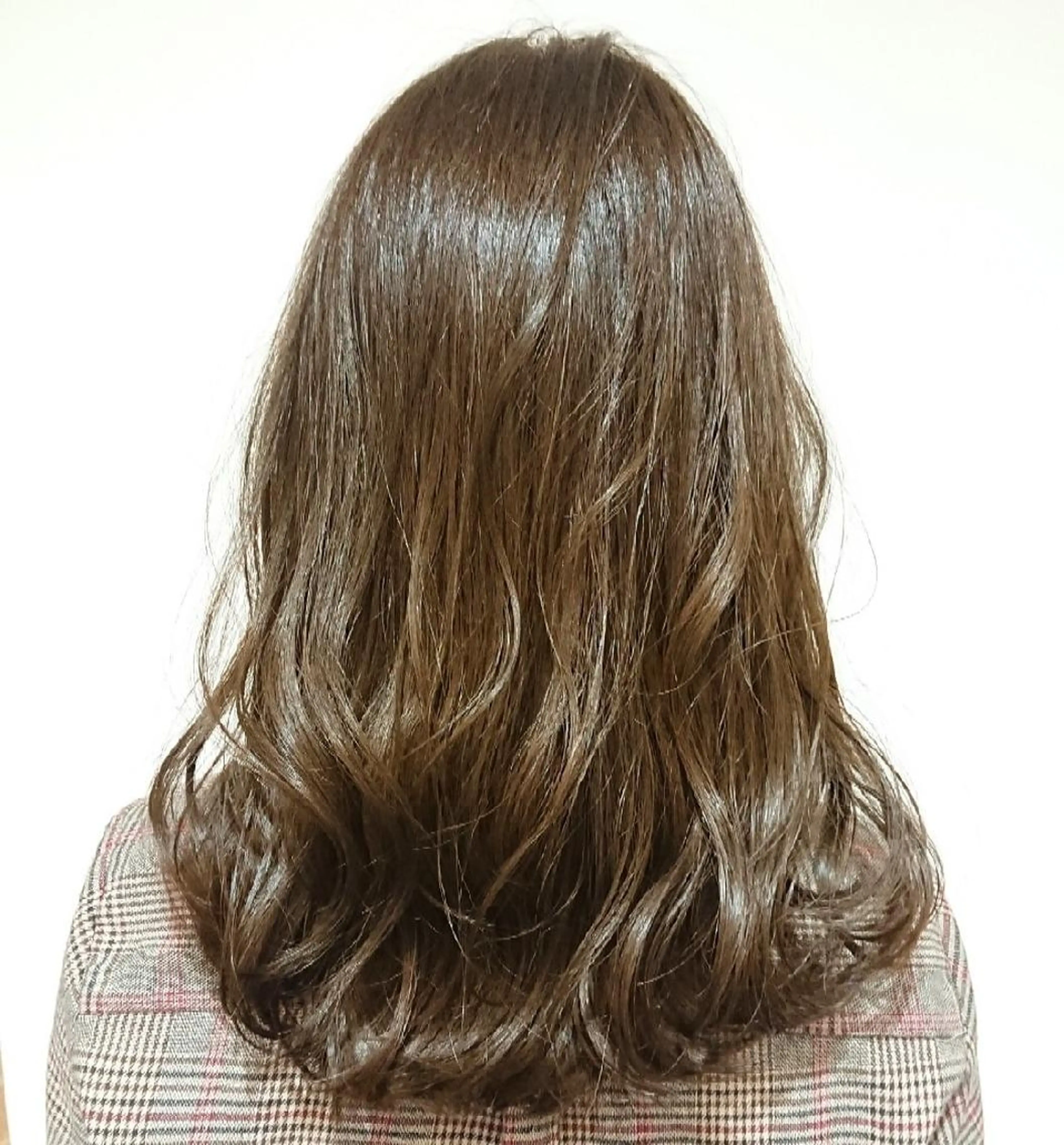 カラー ブリーチ/ヘアケア/ 艶髪/イギチハルのヘアスタイル