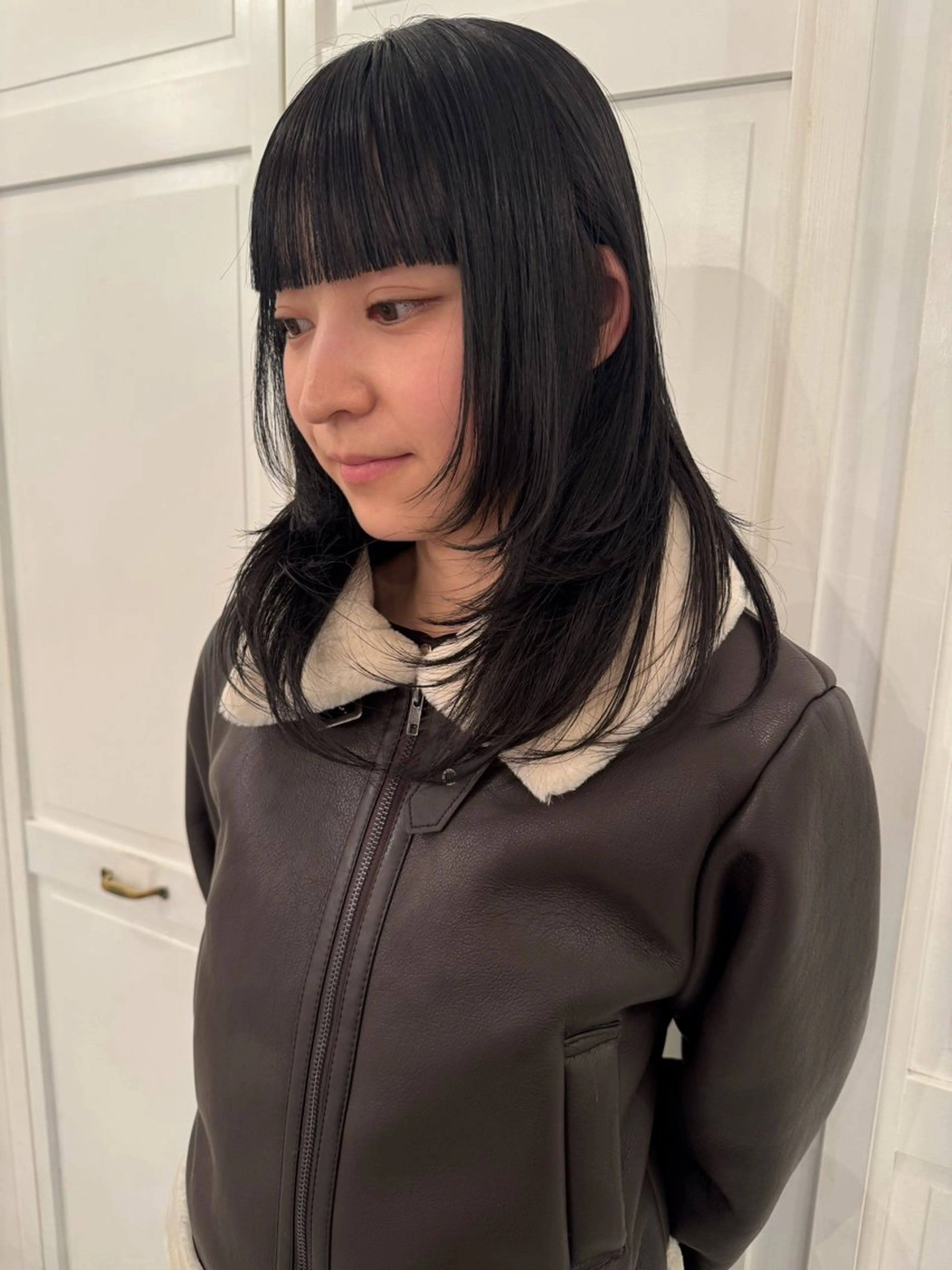 ミディアム カット ヘアカラー ブリーチカラー🎀 韓国風/寺門美優のヘアスタイル