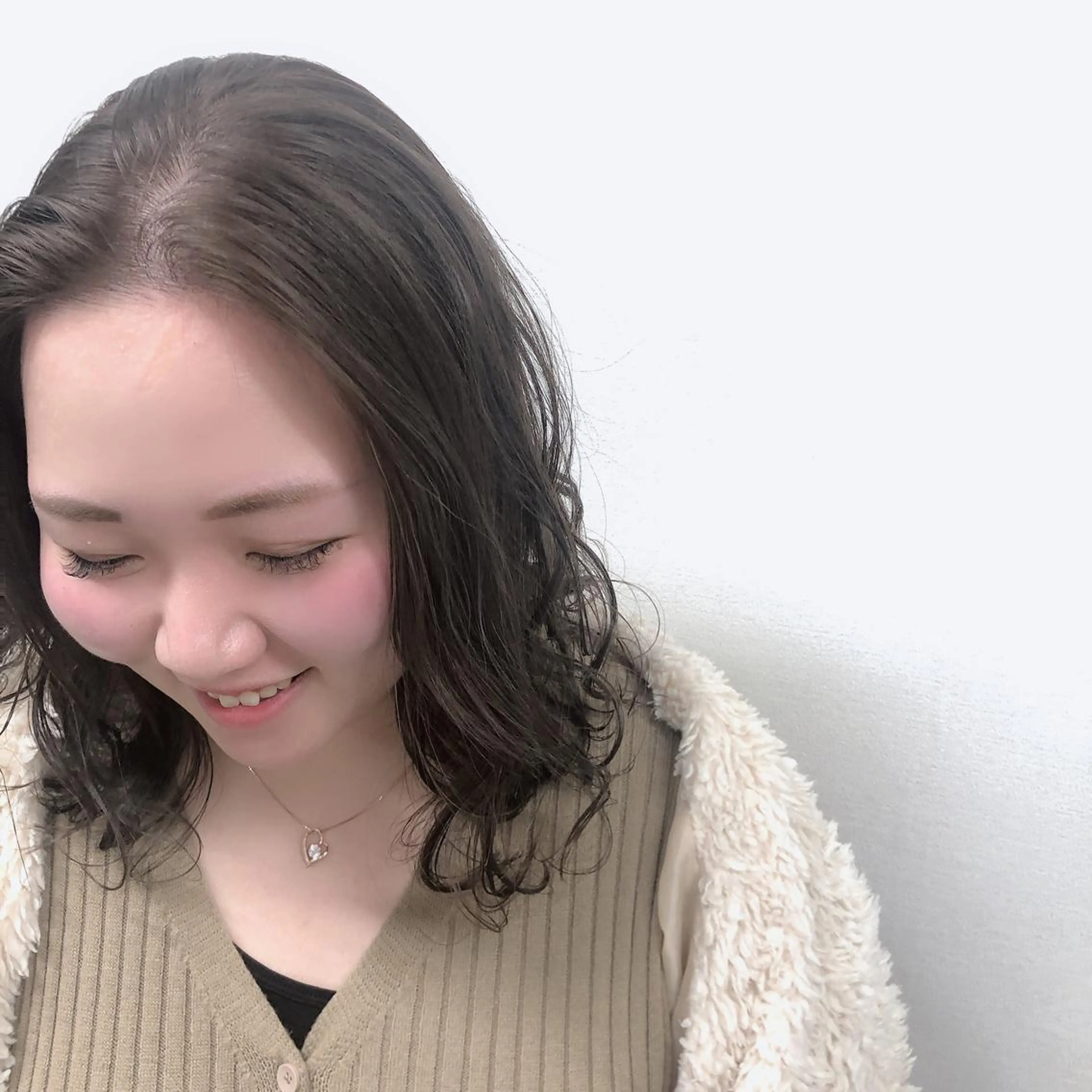ミディアム Lafith hair lit所属・今井 悠菜のヘアスタイル