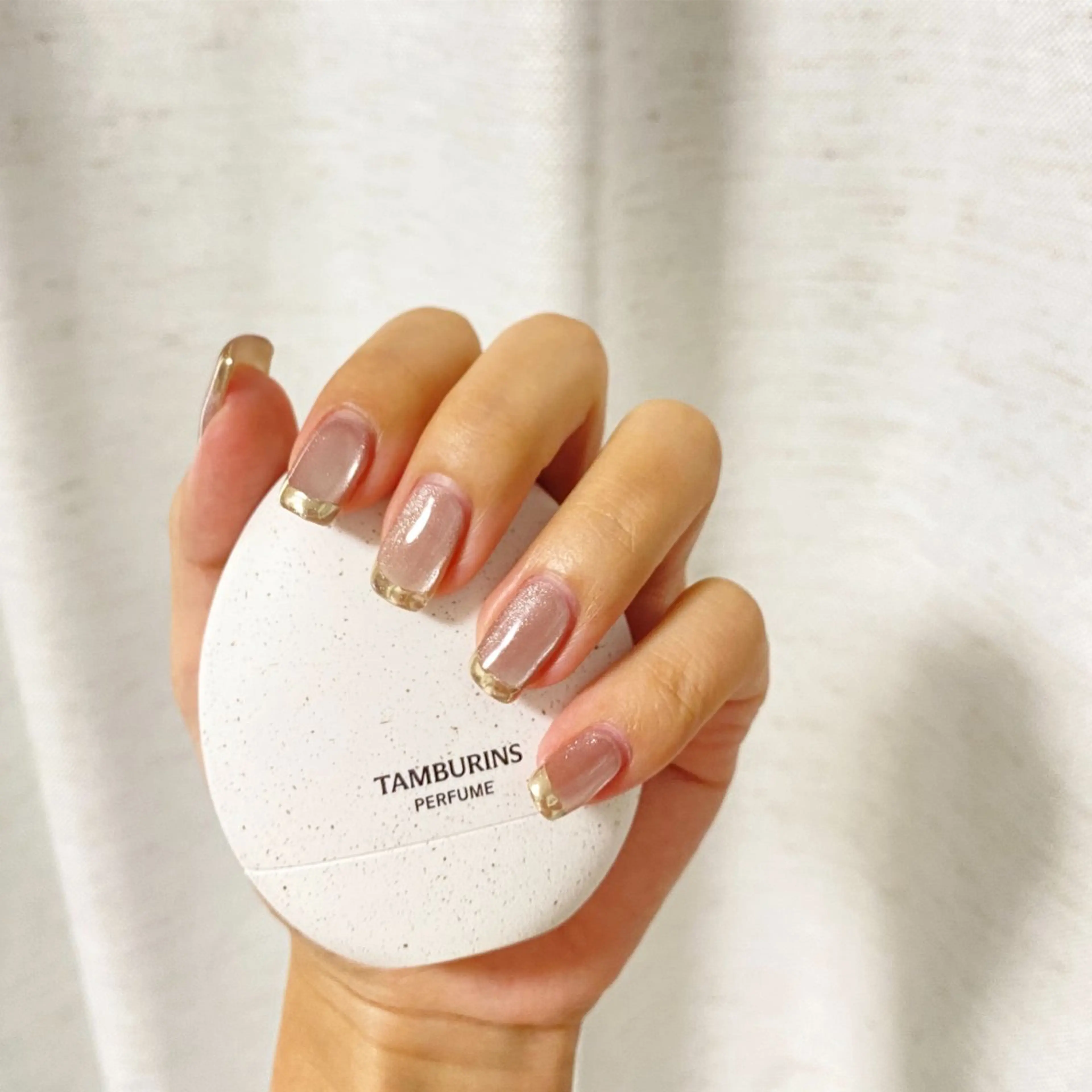 ネイル ハンドネイル 濱岡 咲のネイルデザイン