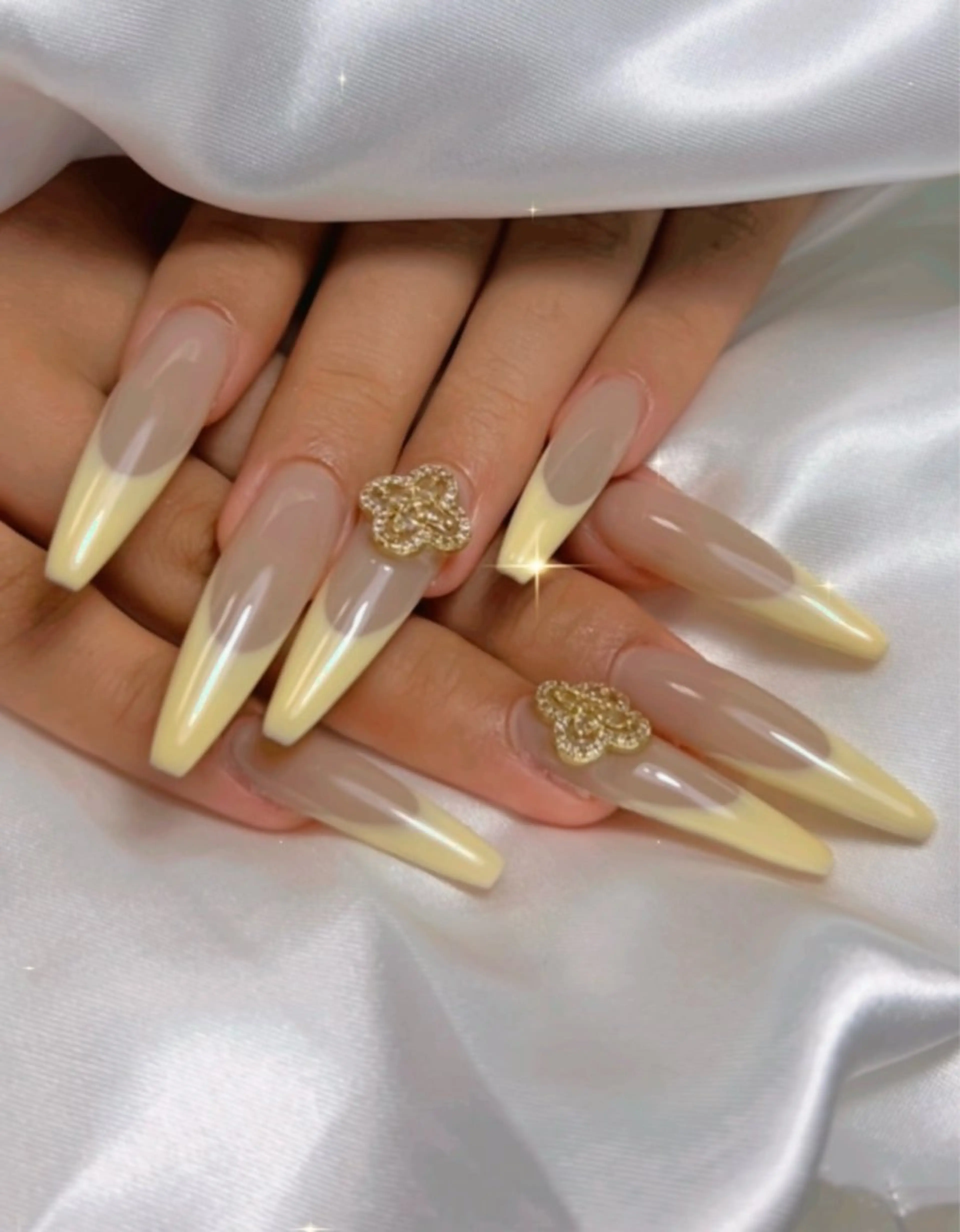 ネイル アートネイル オーロラネイル チークネイル 長さ出し フットネイル Chan nailsのネイルデザイン