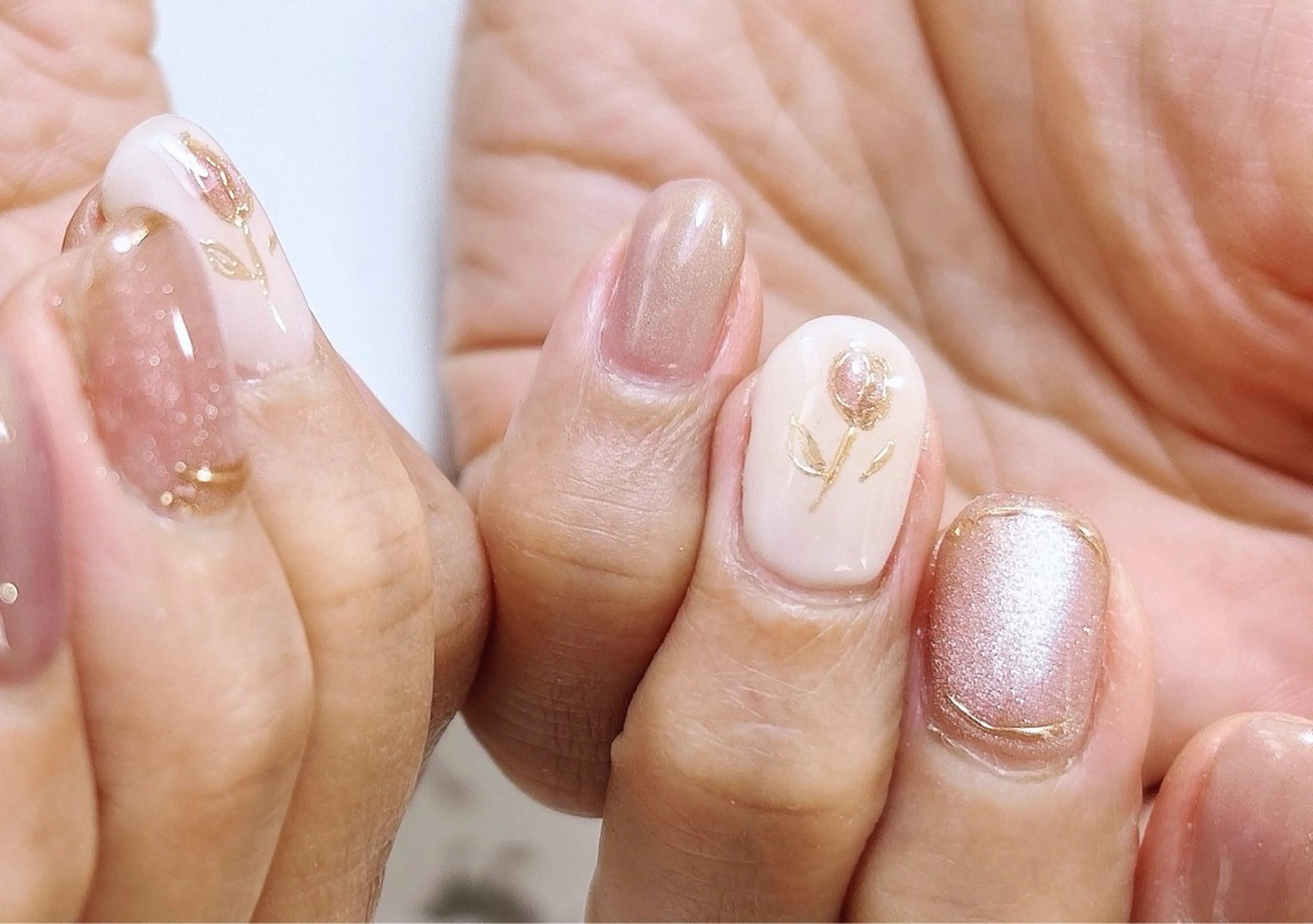 ネイル フラワーネイル ミラーネイル ハンドネイル mi hoのネイルデザイン